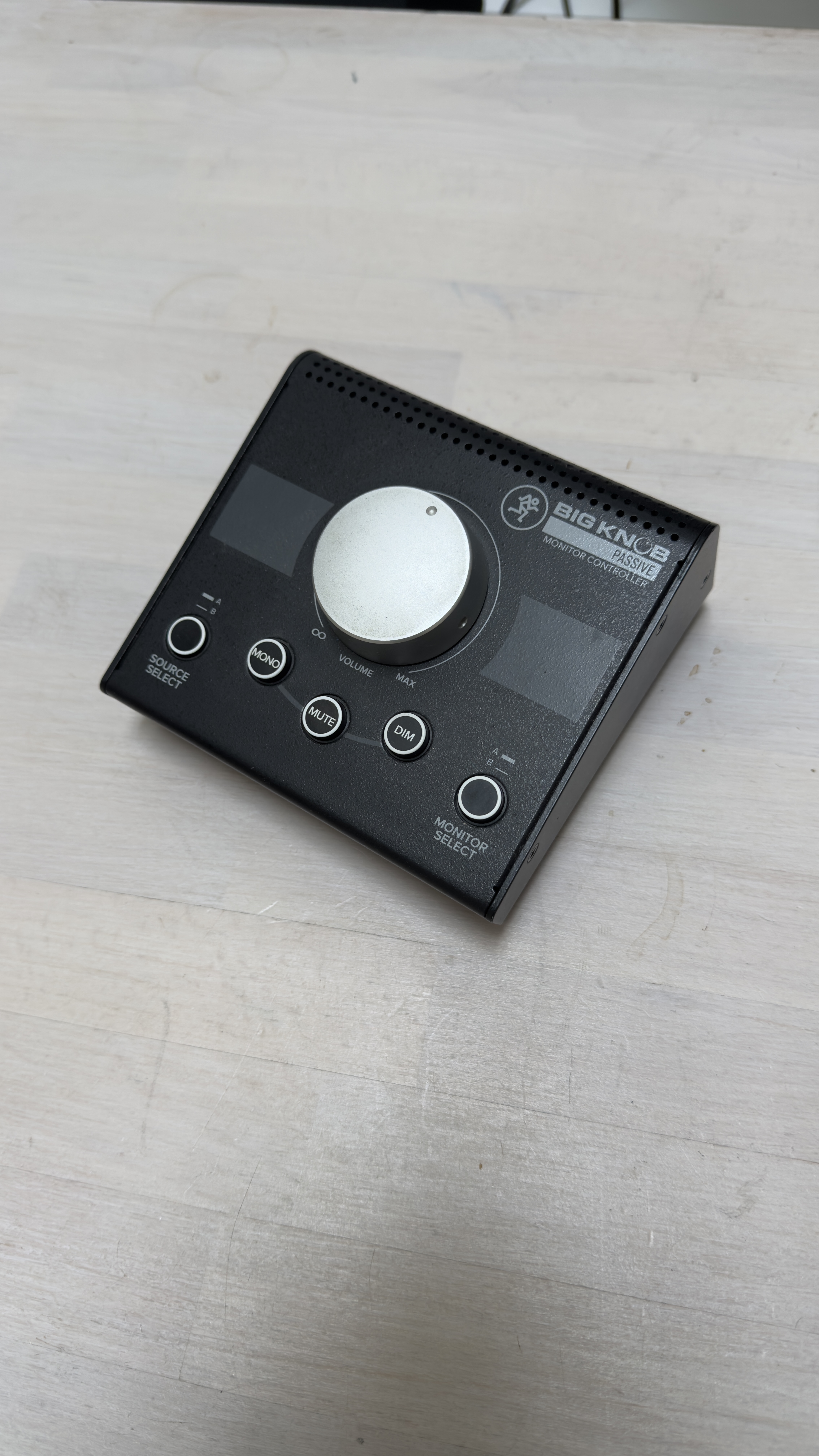 Vends BIG KNOB avec boite