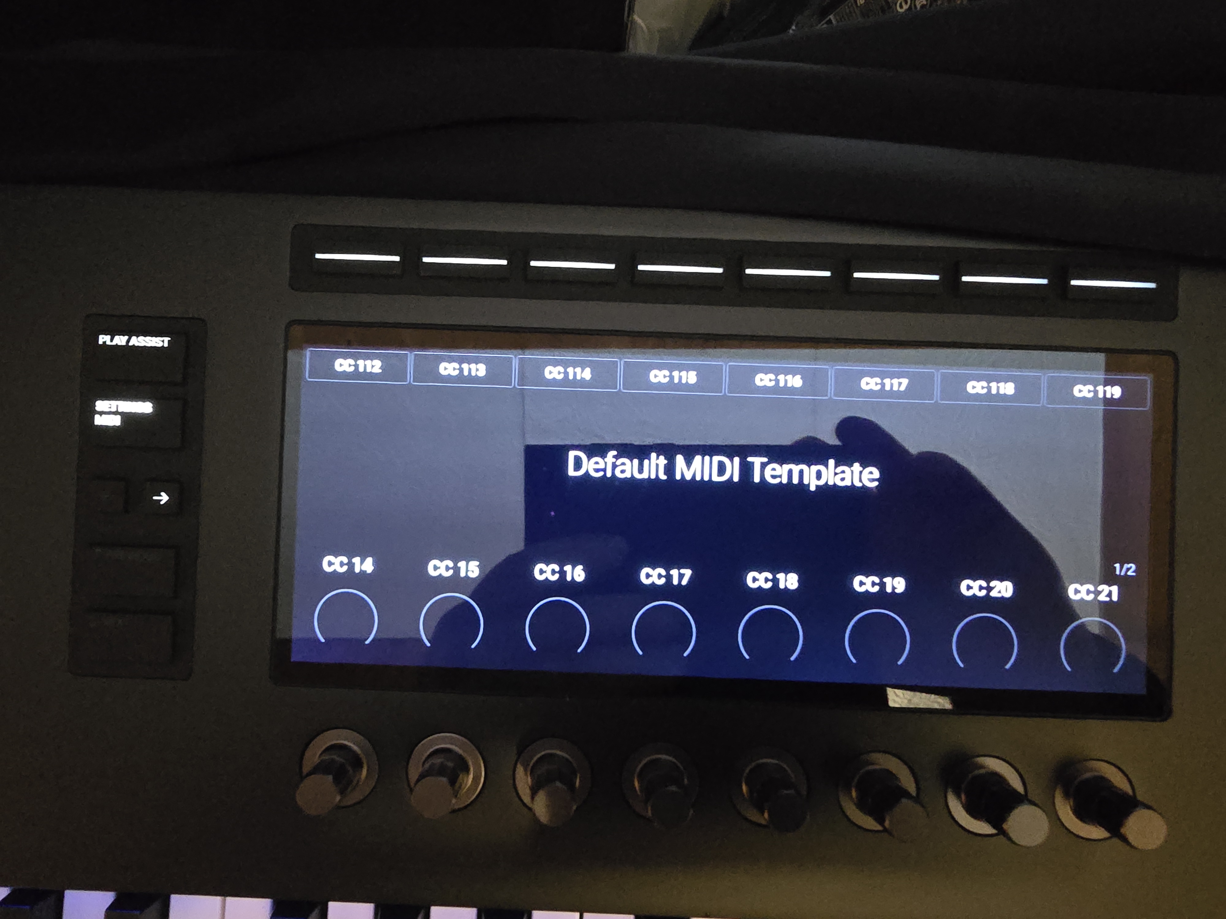 VENDS DANS UN ÉTAT EXCEPTIONNEL COMME NEUF LE KONTROL S88 MK3 