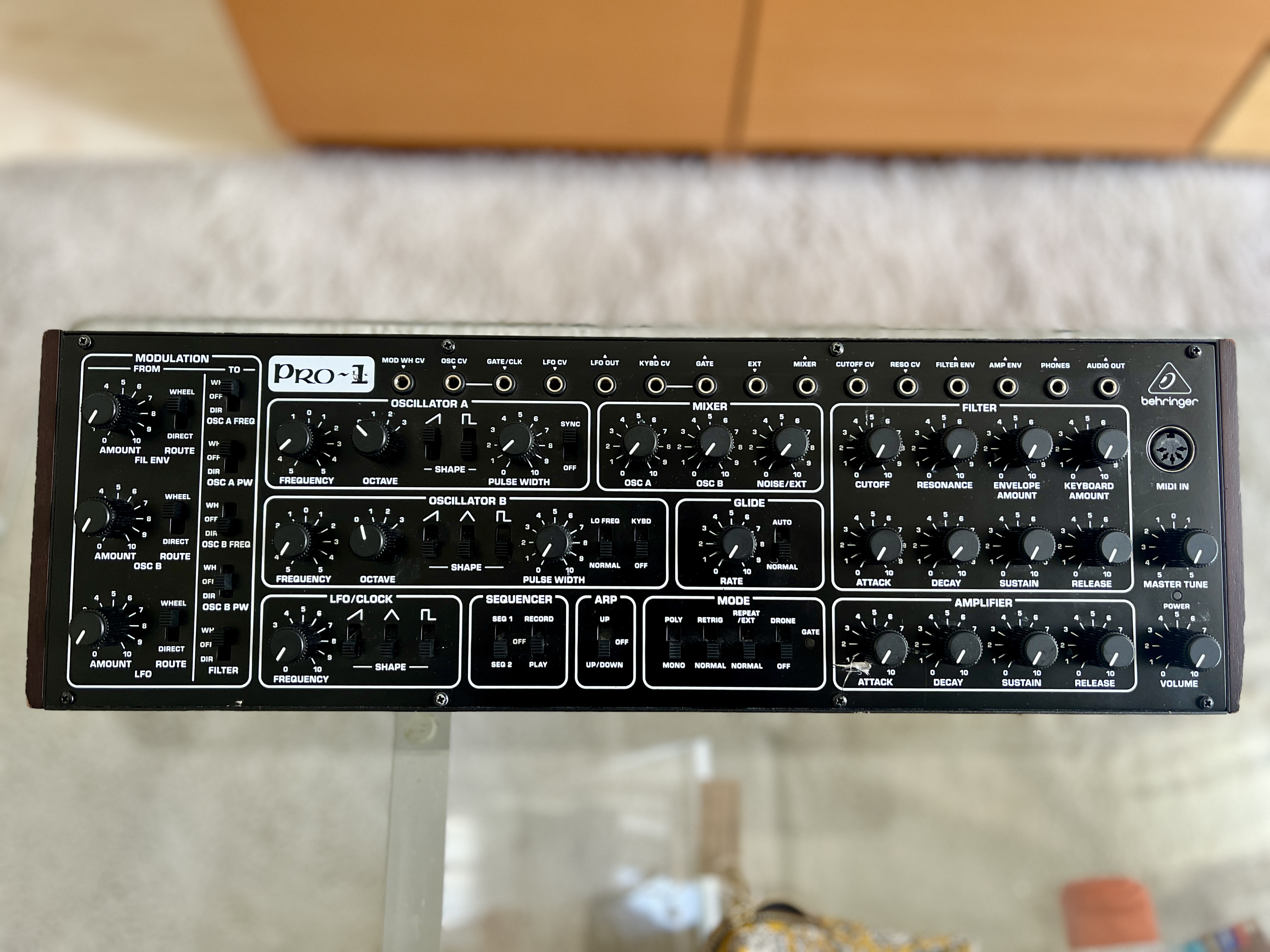 Synthétiseur Behringer - Pro 1