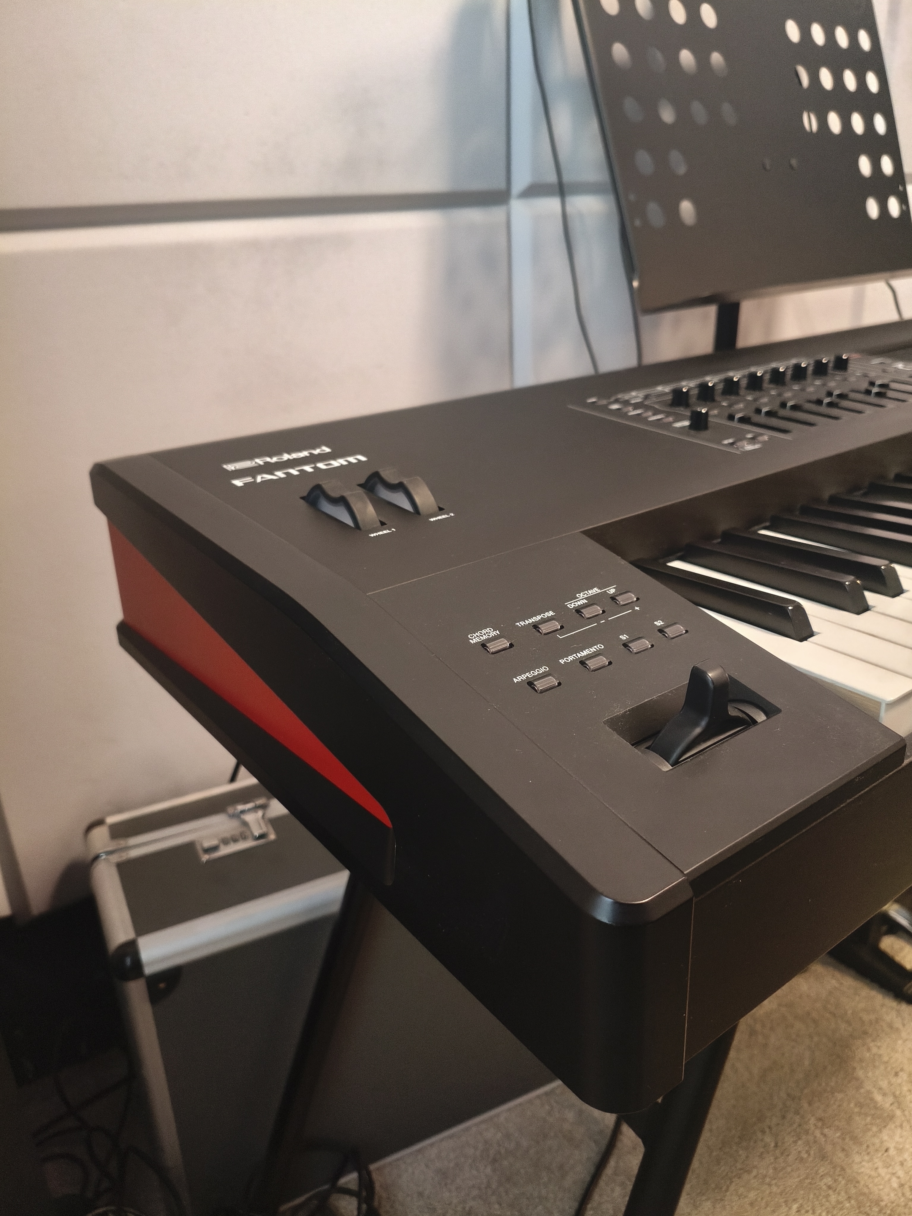 Vend piano Roland Fantom 8 avec EX