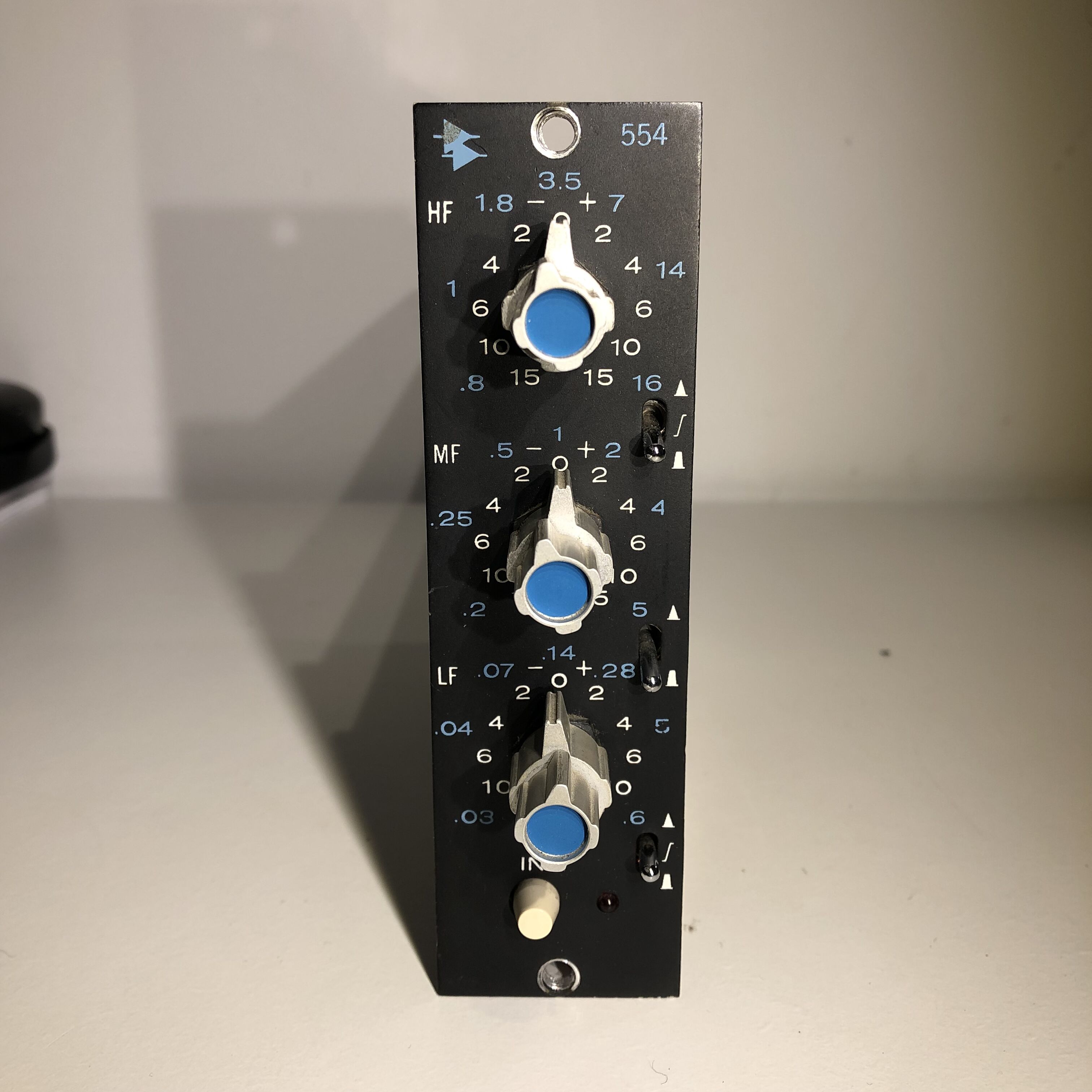 API 554 1970’s - Vintage Series - Huntington, NY - 1st Generation