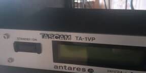 Vends processeur de voix/ autotune TASCAM