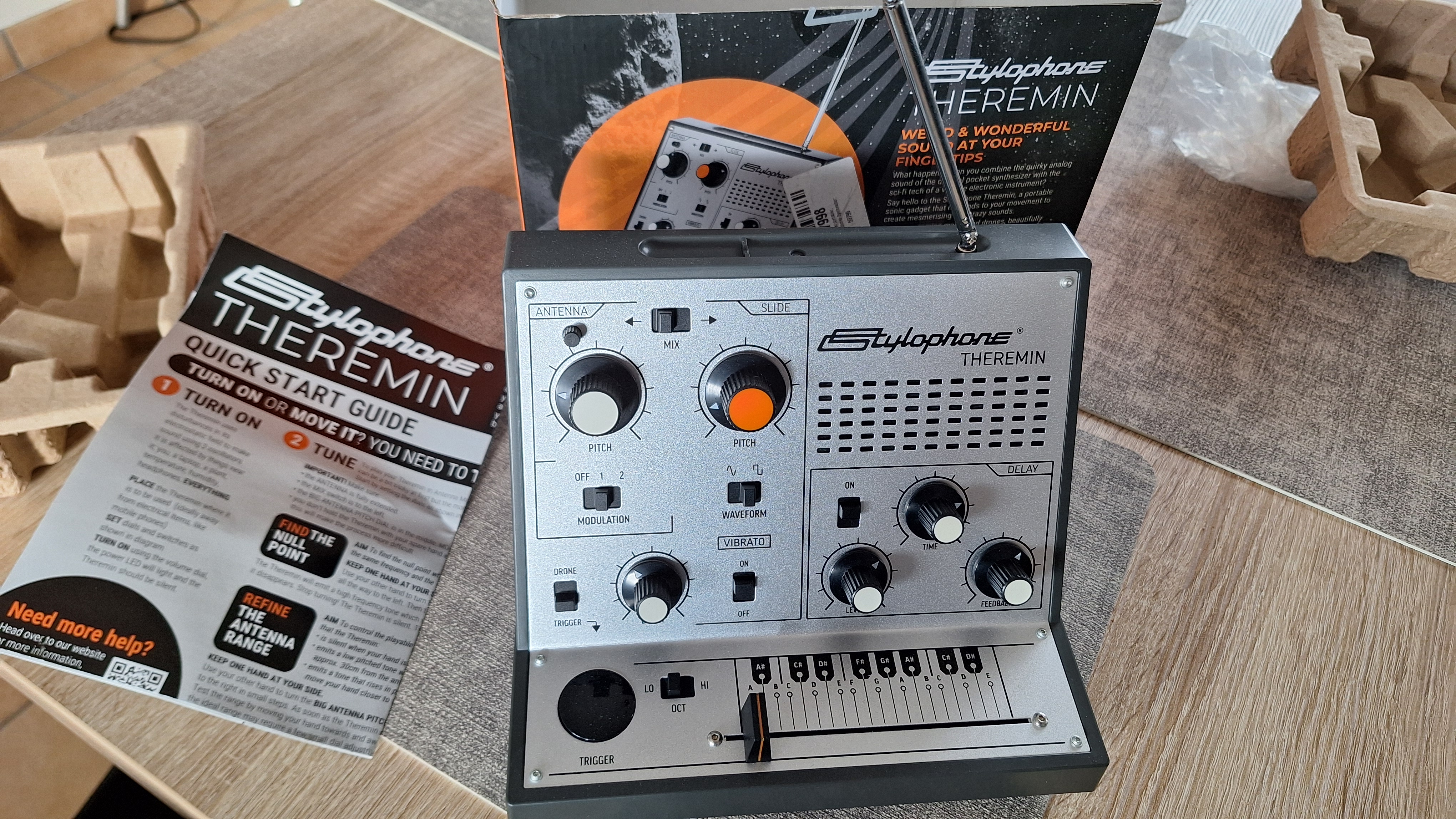 Vends Stylophone Theremin