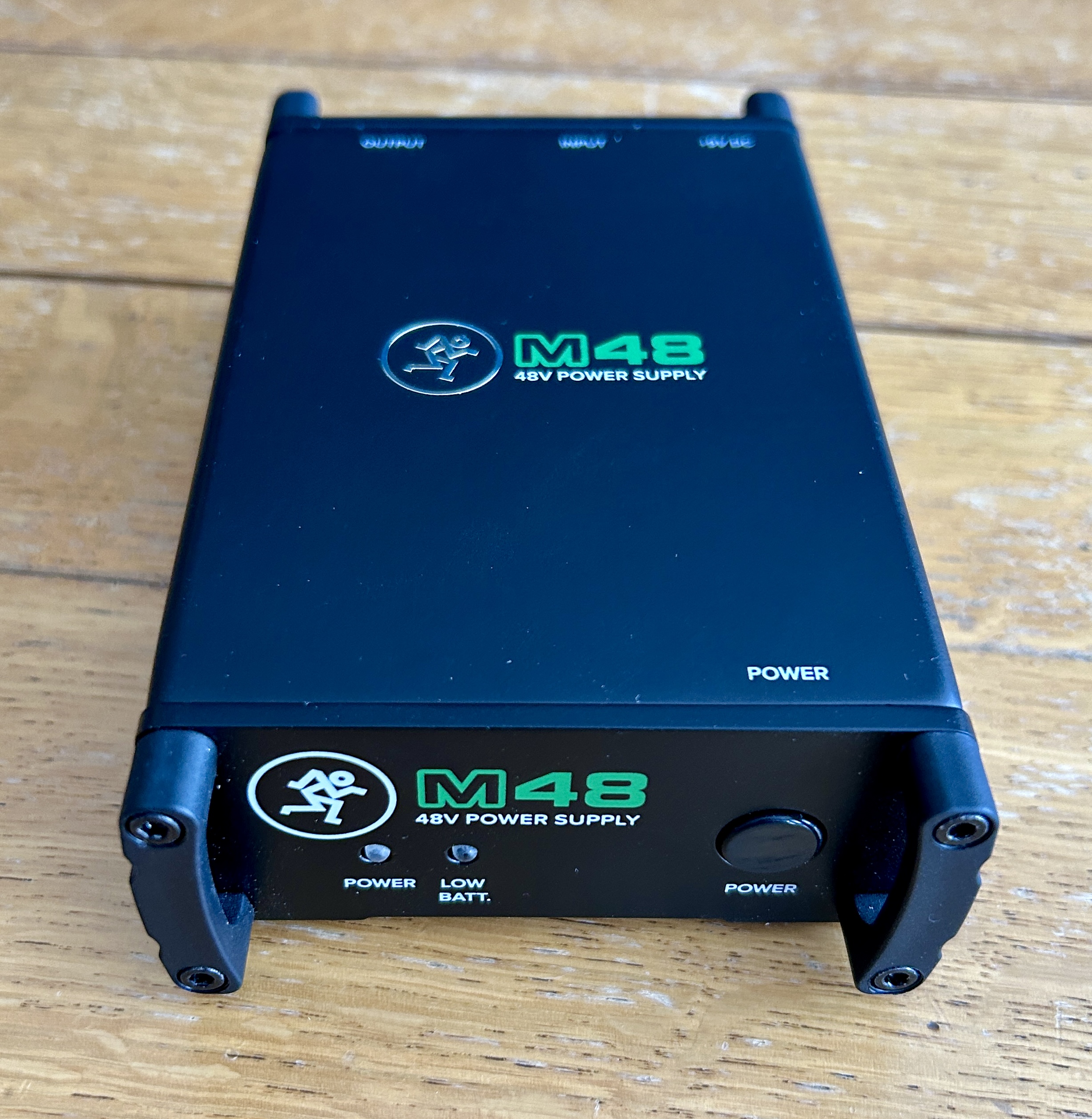 Mackie M48 Power Supply – Comme neuf – Utilisé 1-2 fois