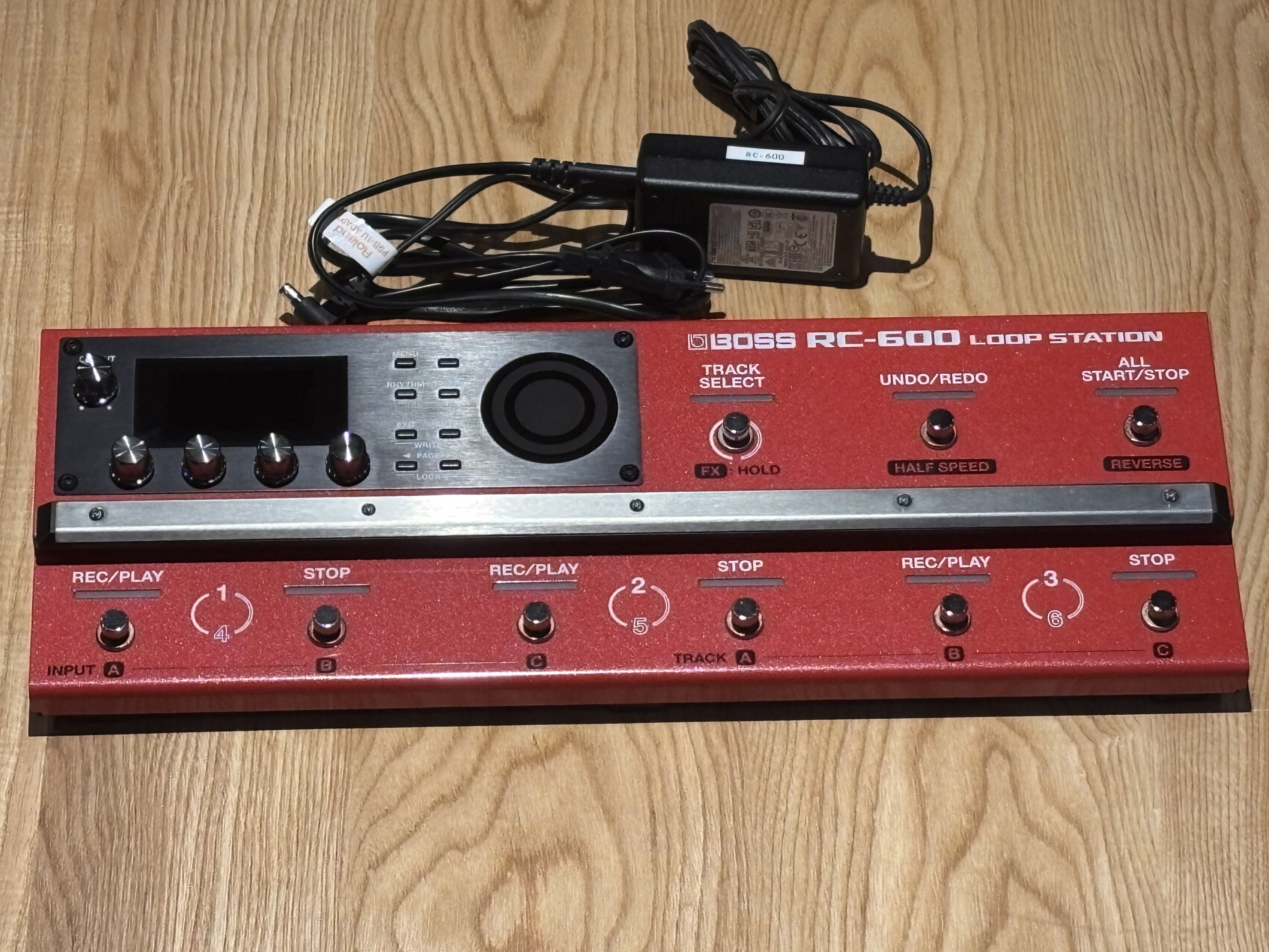 Vends Boss RC600