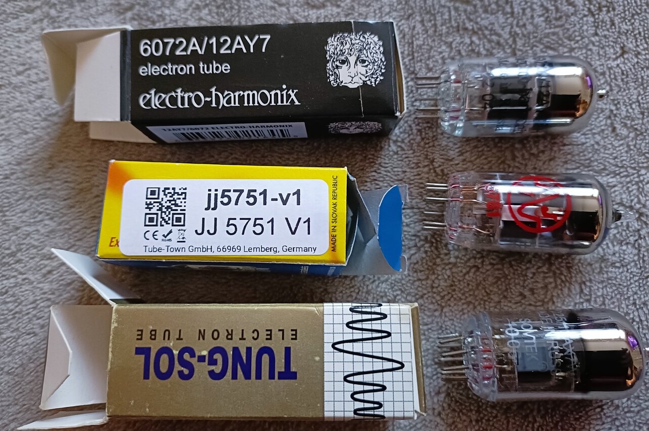 Lot de 3 lampes de la famille 12AX7 