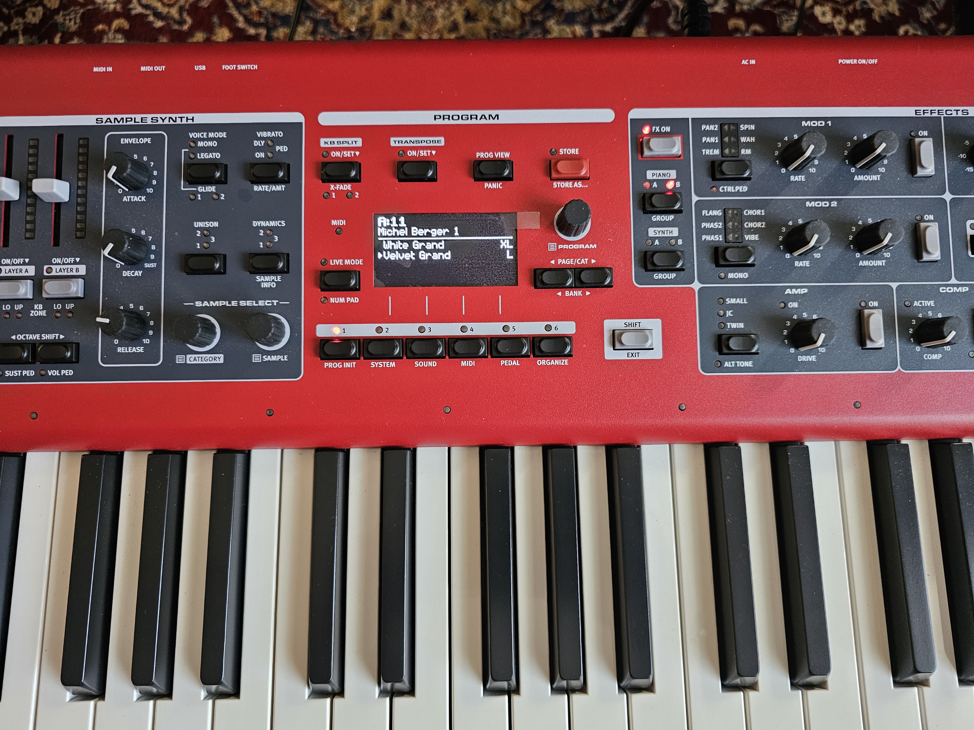 Nord Piano 6 - 88 notes + Triple pédale Etat neuf + Housse Nord