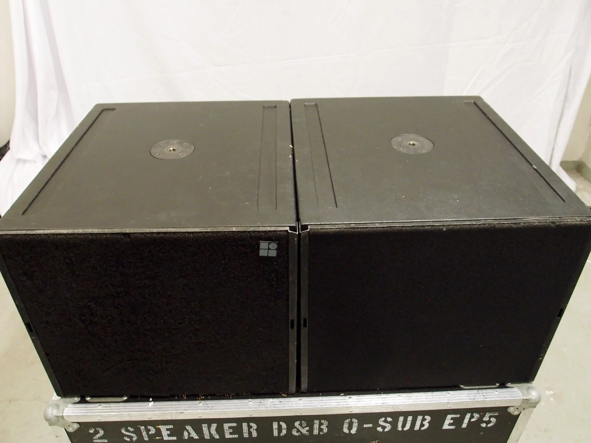À VENDRE – Subwoofers d&b audiotechnik Q-SUB (x2 disponibles)
