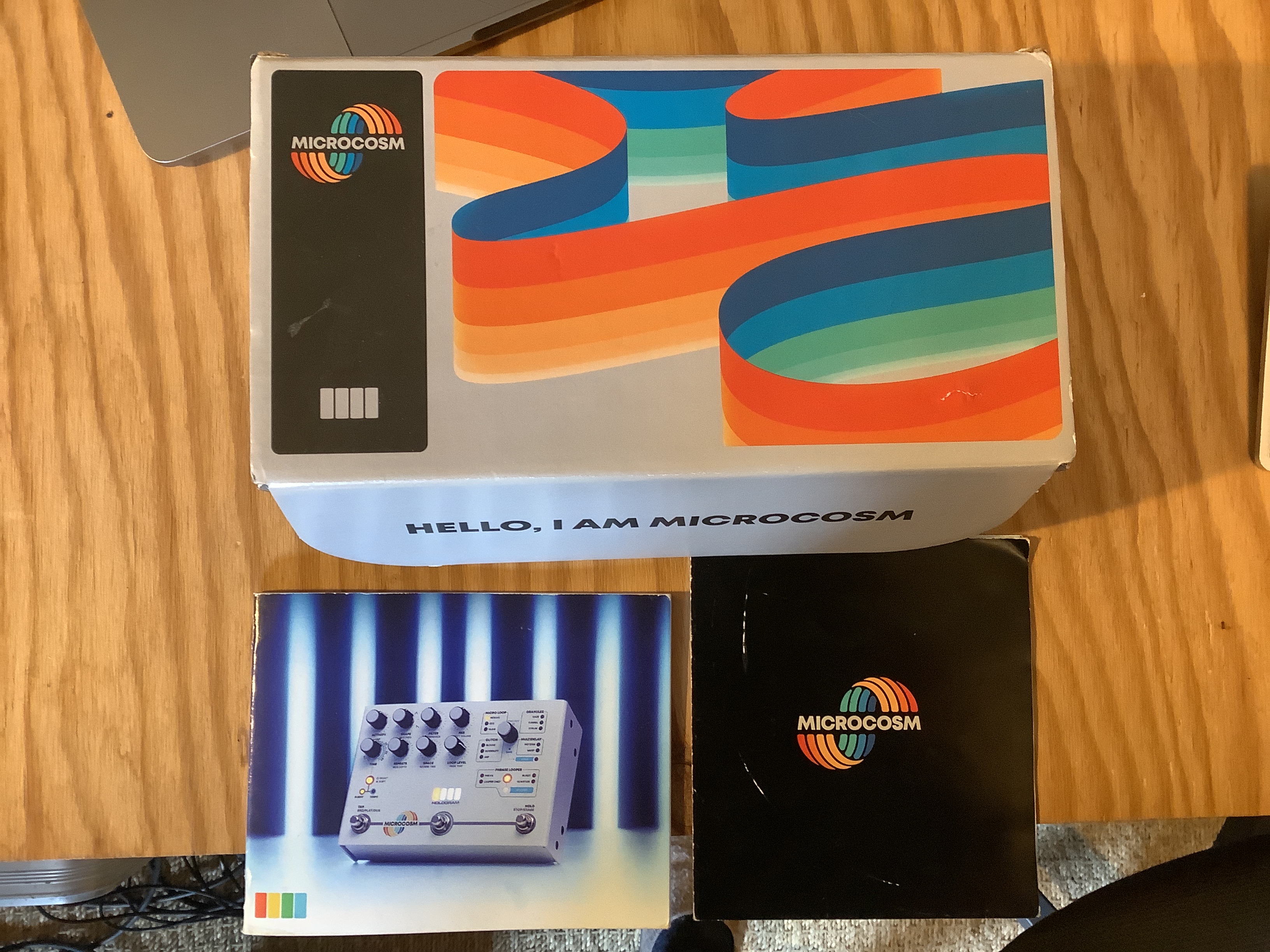 Microcosm Hologram, parfait état