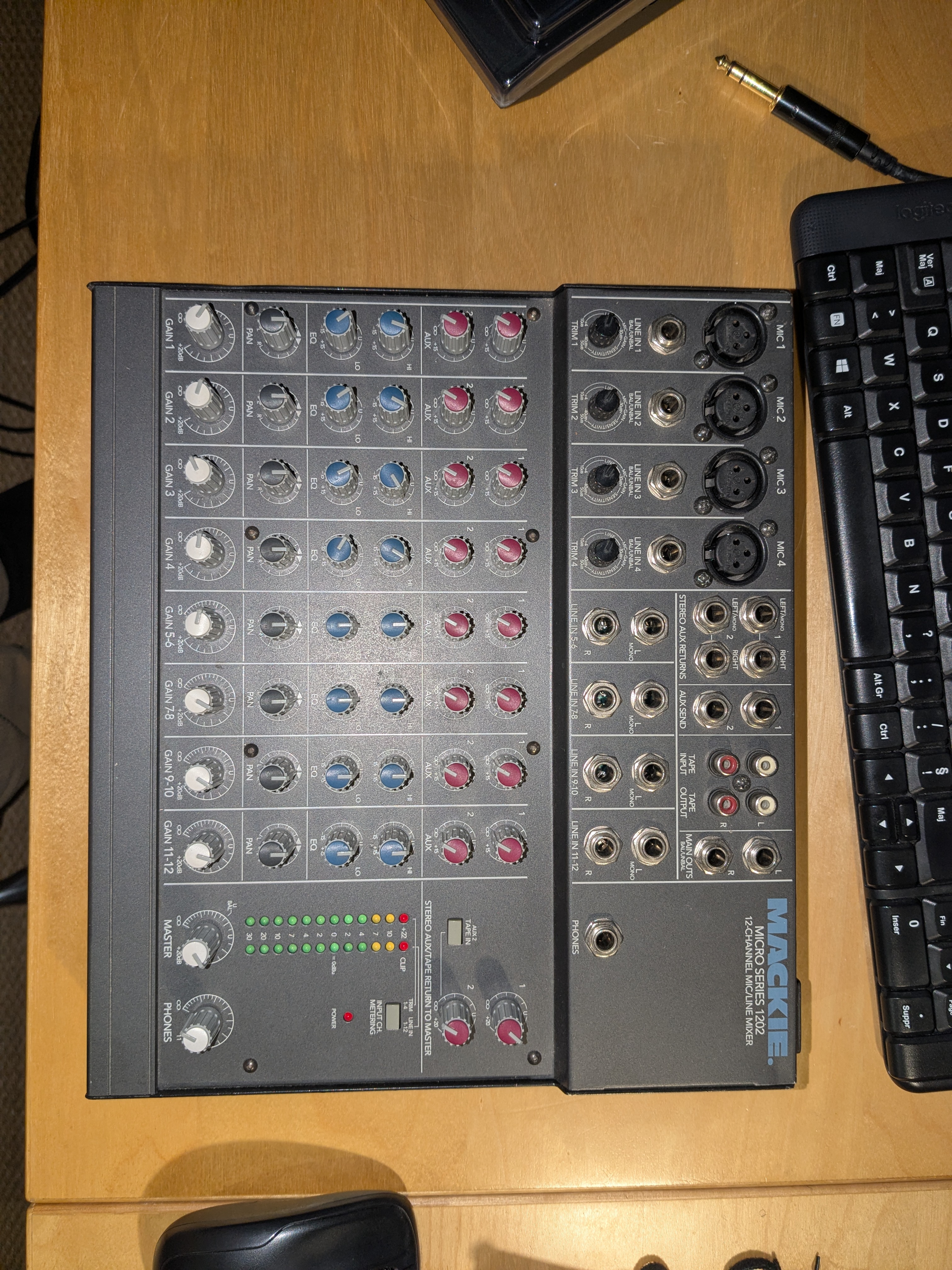 Mackie ms 1202 excellent état 