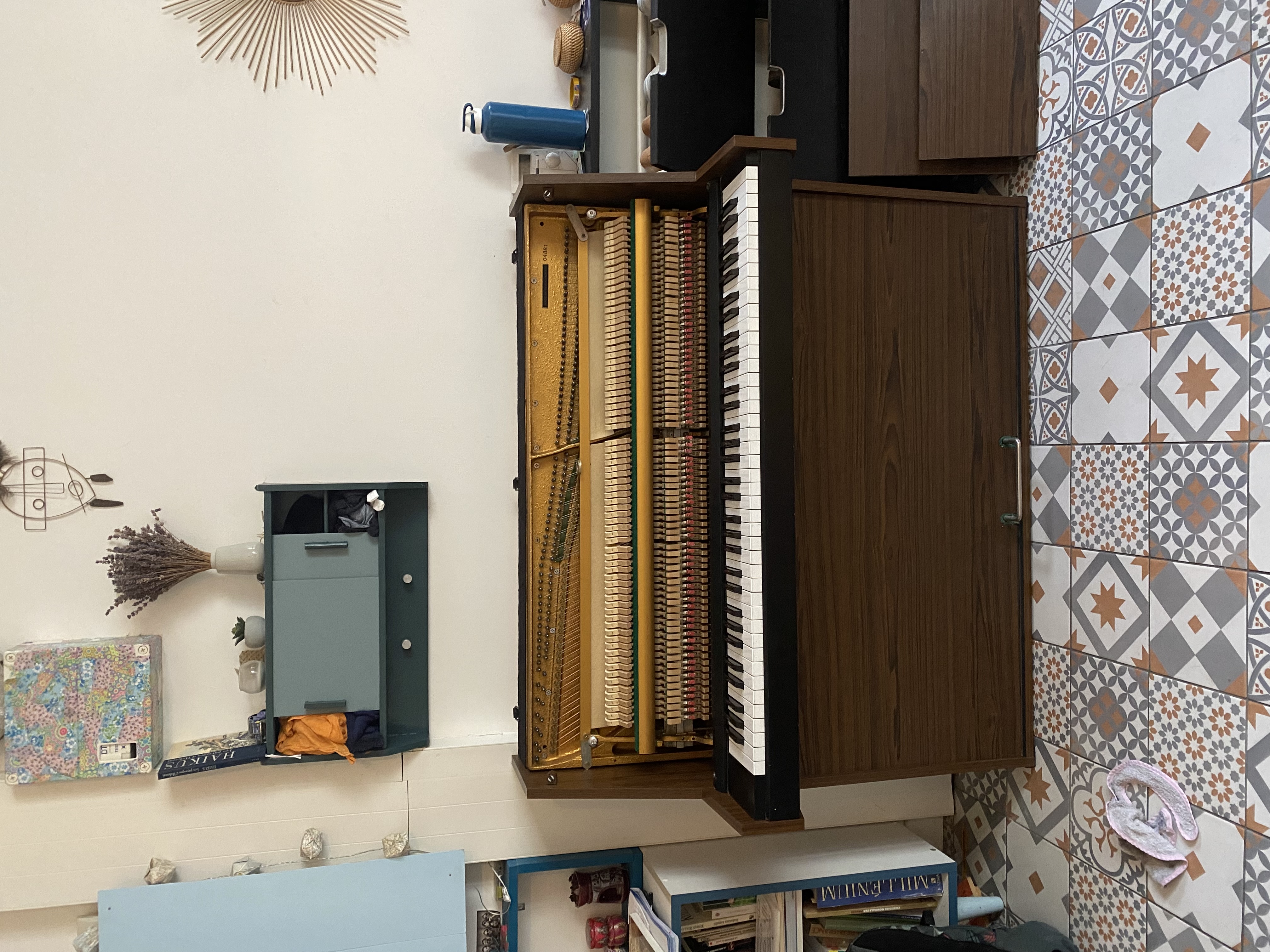 Vends mini piano droit Hanlet Pianino