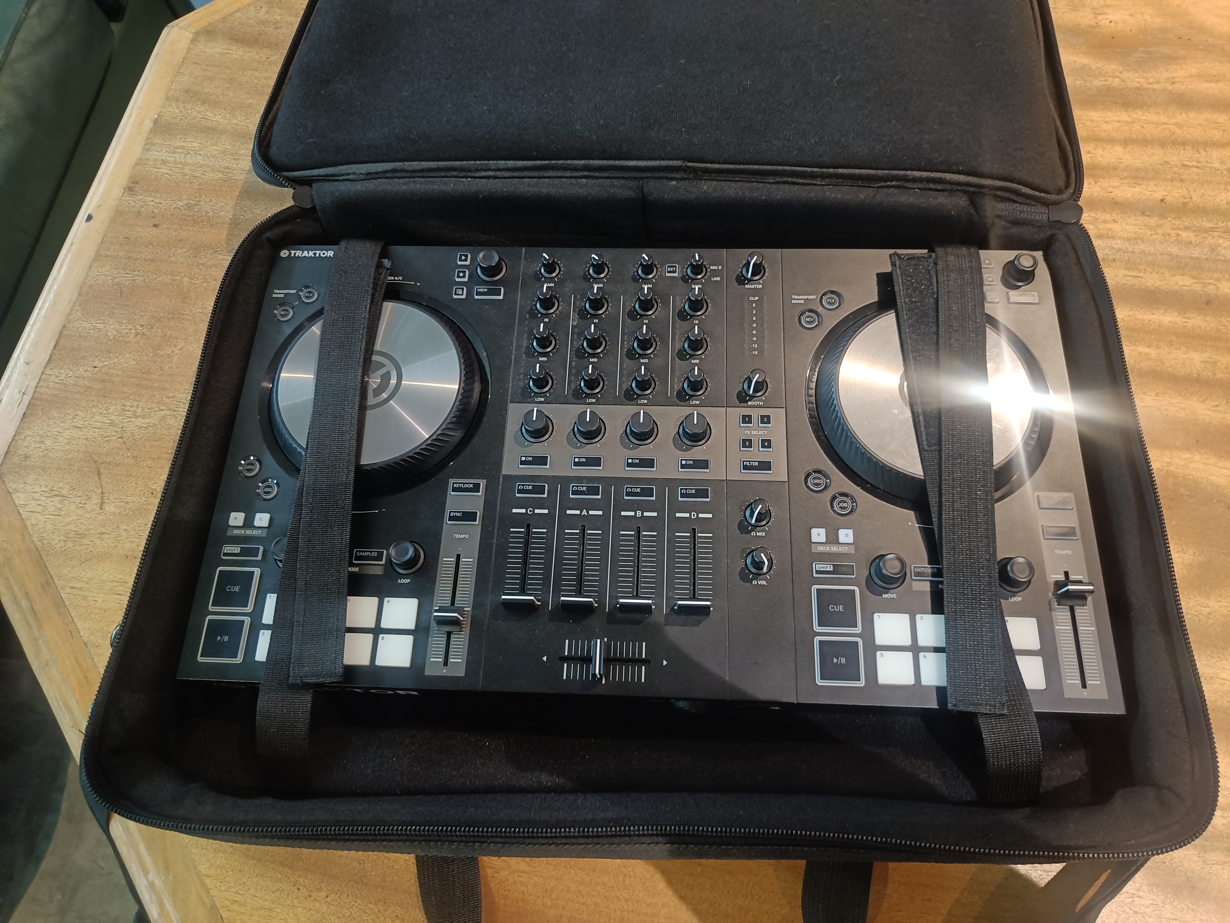 Traktor Kontrol S3