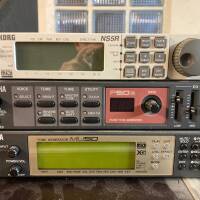 REMISE EN VENTE *** Vends Expandeur YAMAHA P50m *** 40 Euros