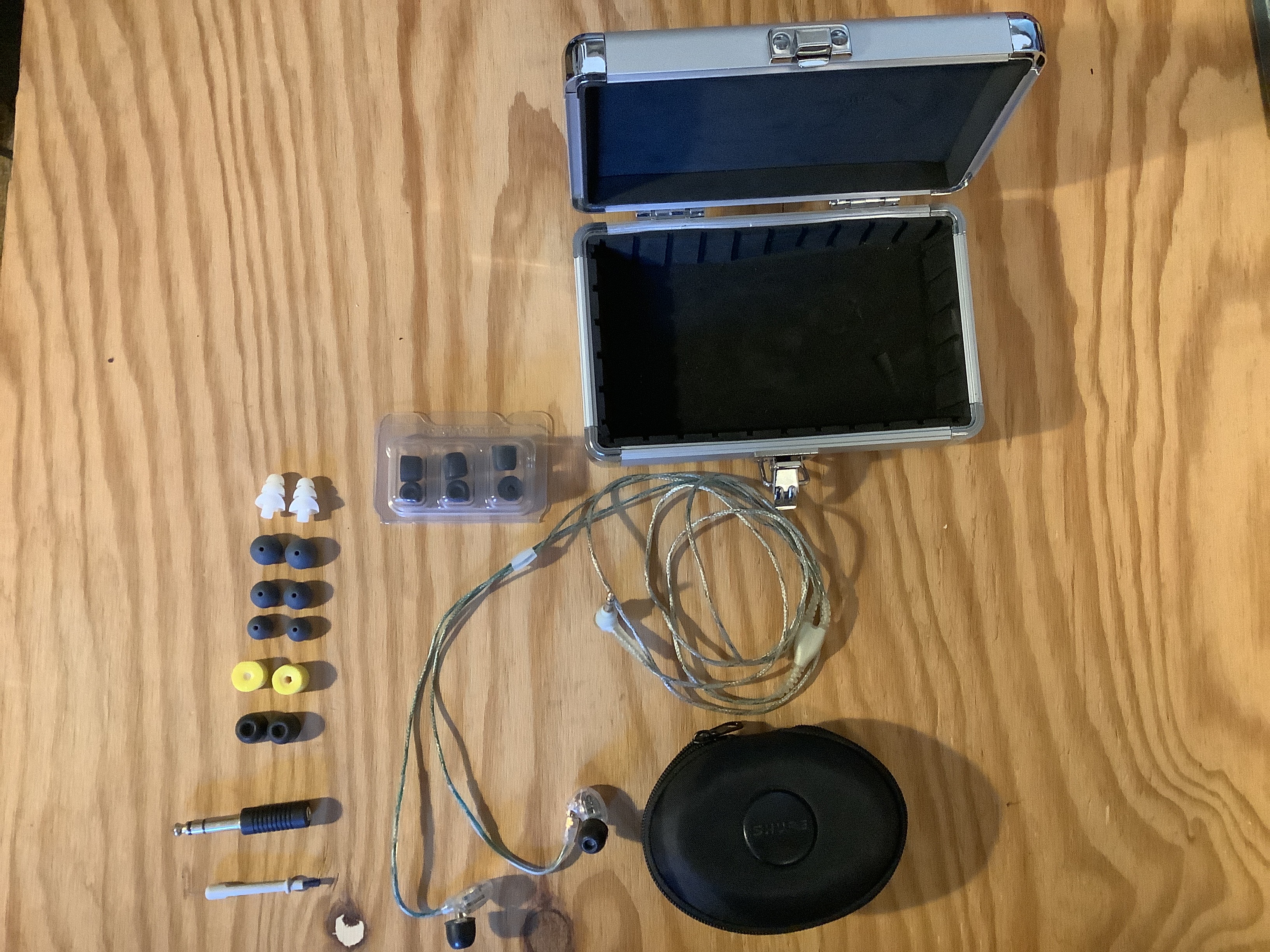 casque in-ear Shure 425 tres bon état