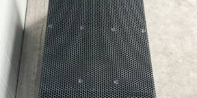 D&b audiotechnik b22