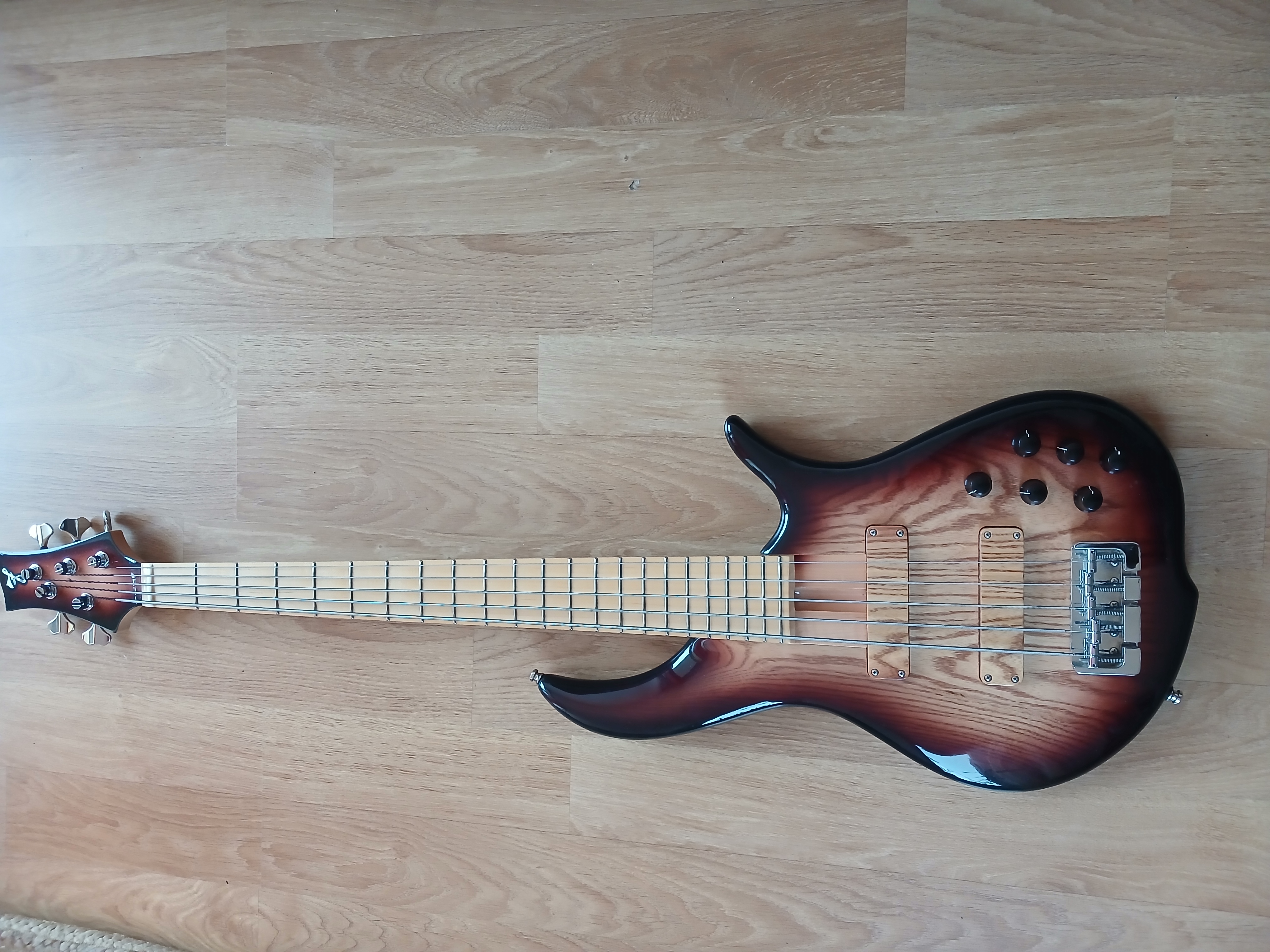 VENDS F BASS BN5