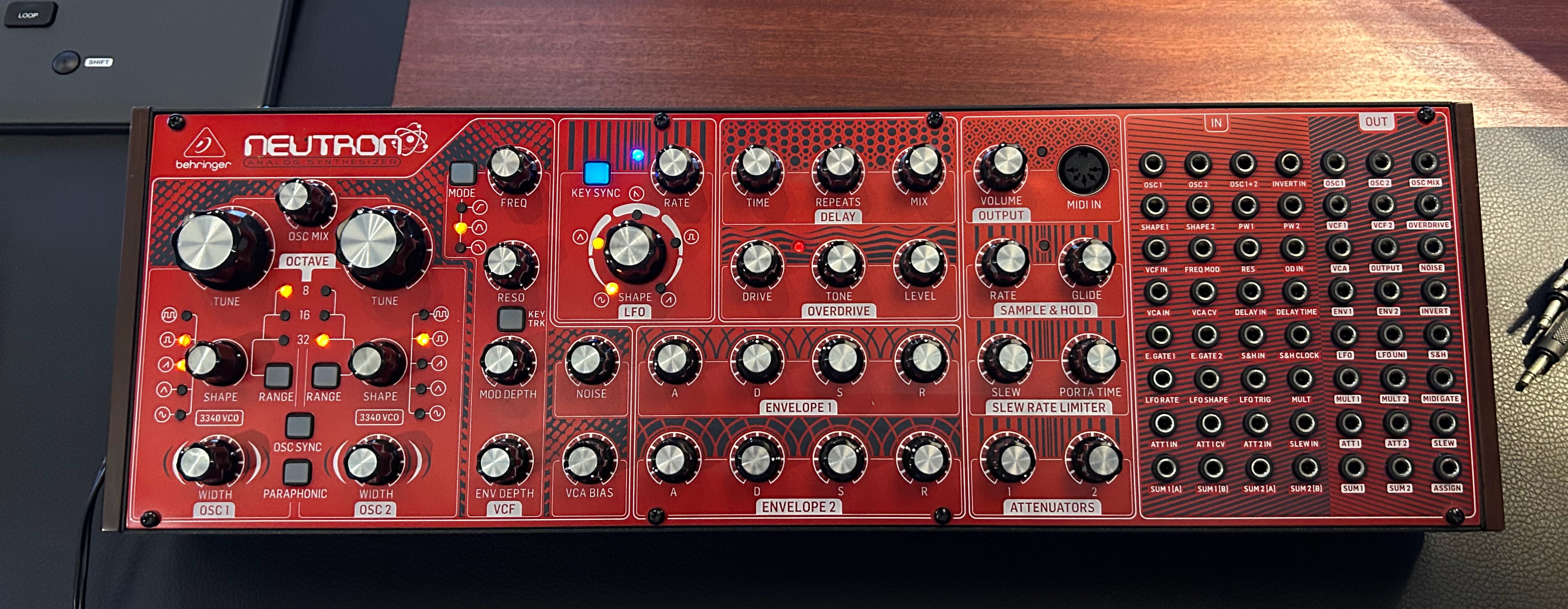 VDS BEHRINGER NEUTRON COMPLET