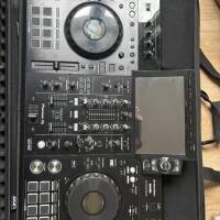 Vends Pioneer XDJ-RX3 très peu utilisé avec Case UDG