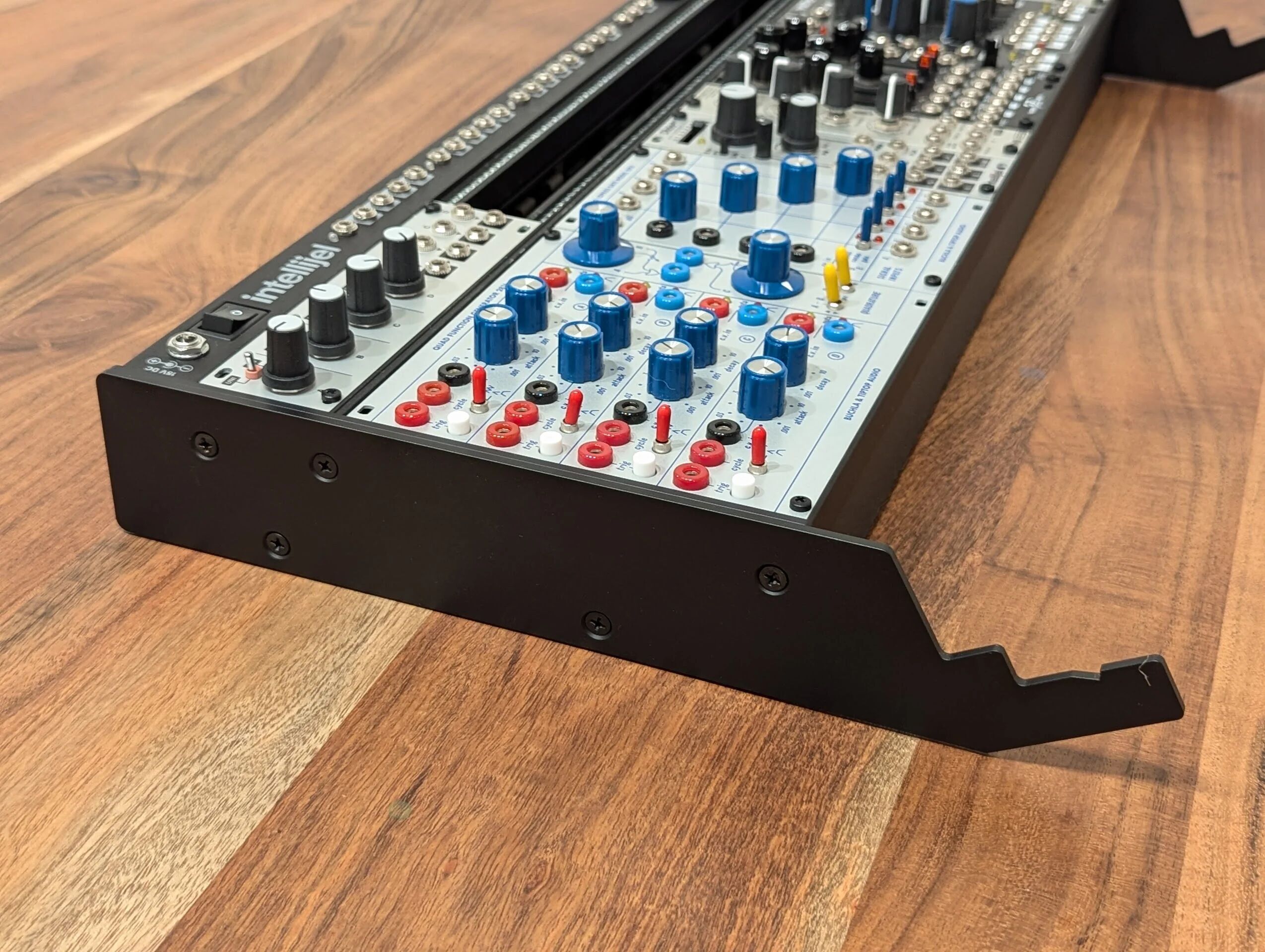 intellijel bracket photo 05