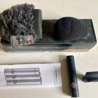 Microphone hypercardioïde miniature Neumann KM185 + Suspension Cinela OSIX 2 + Bonnette Rycote Softie