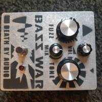 vends death by audio bass war