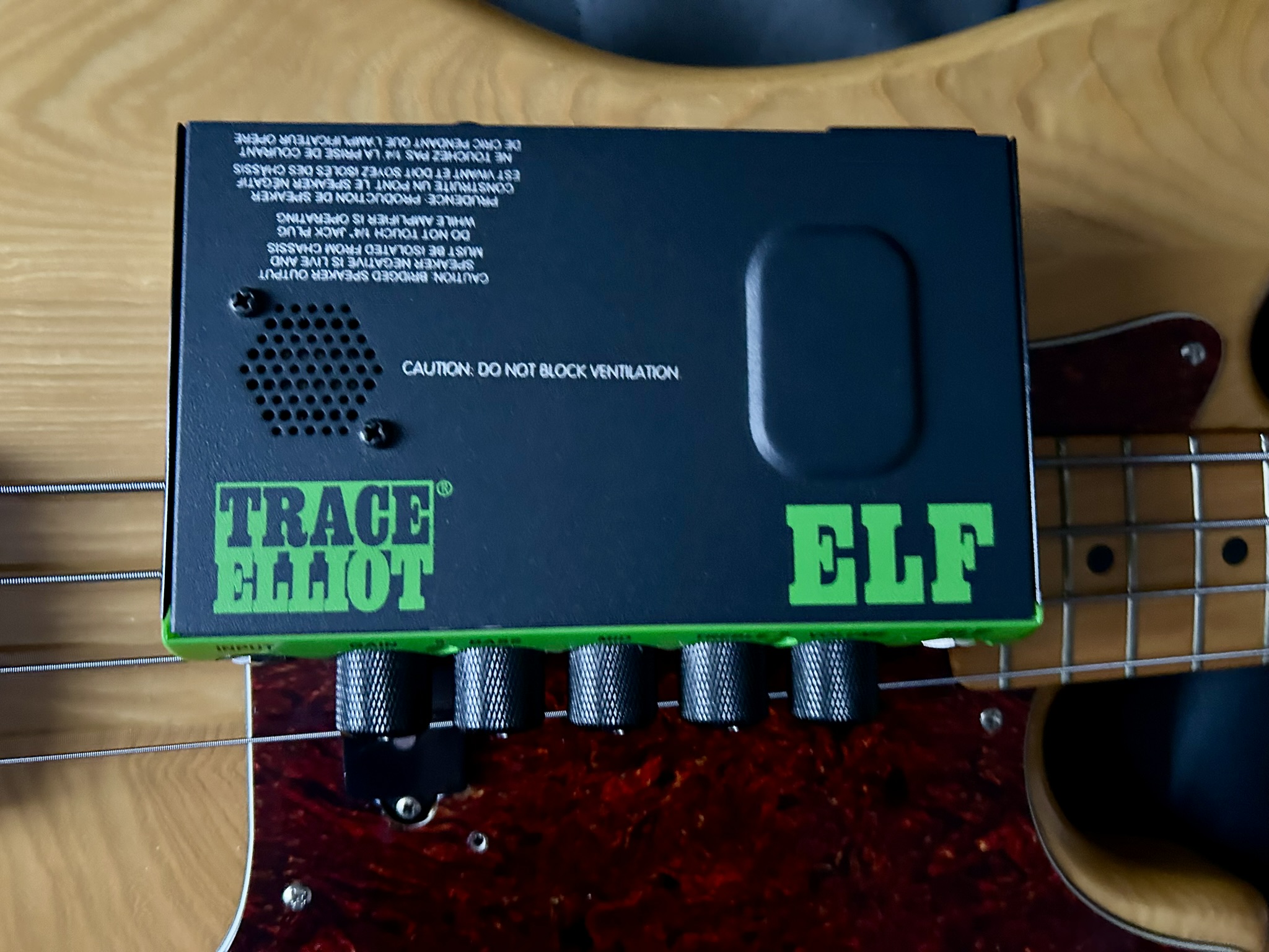 Tête ampli basse Trace Elliot ELF – 200W – Très bon état