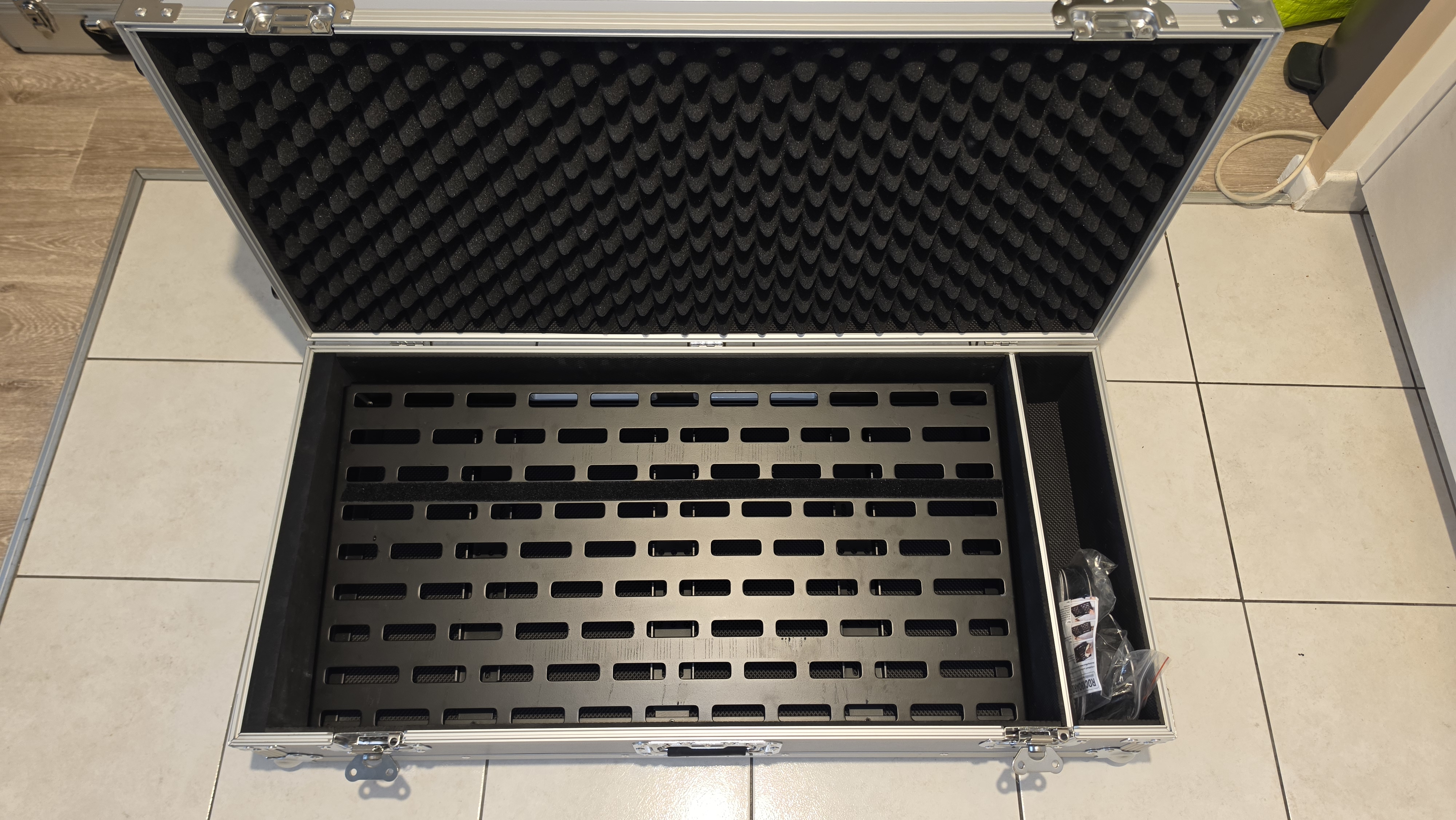 ROCKBOARD CINQUE 5.3 C With Flight Case