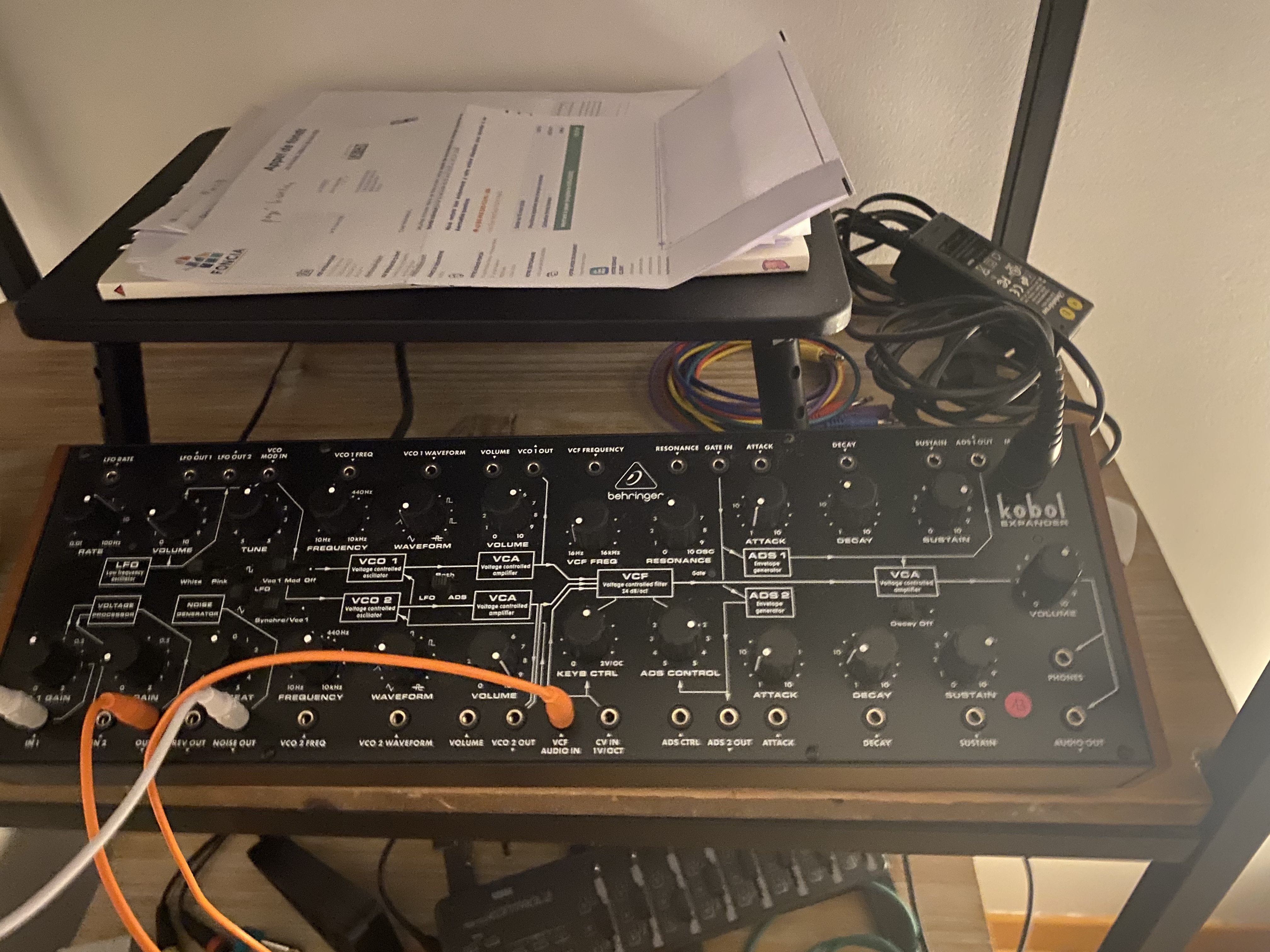 Vends Behringer Kobol Expandeur