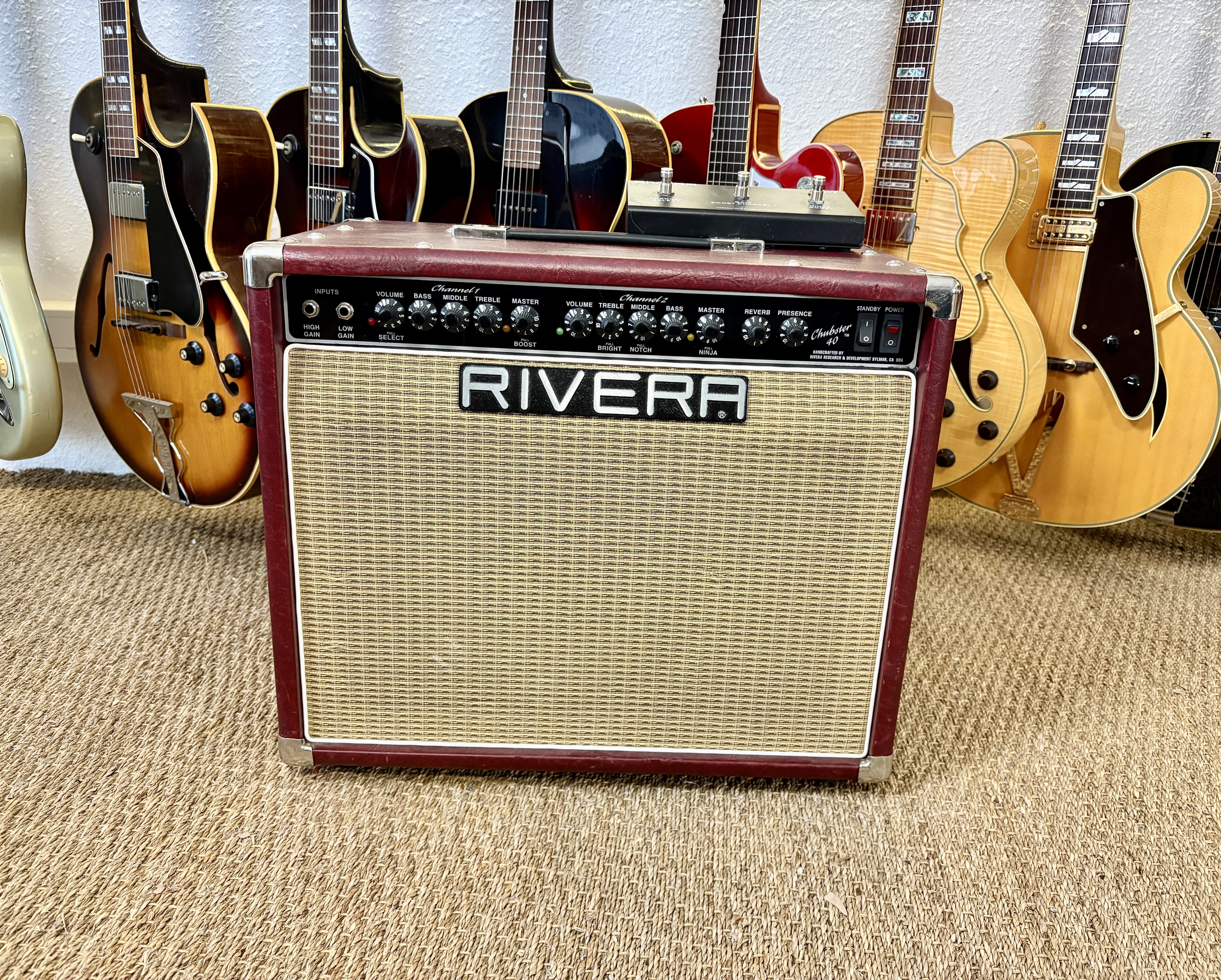 Rivera Chubster 40 Combo 112 Burgundy