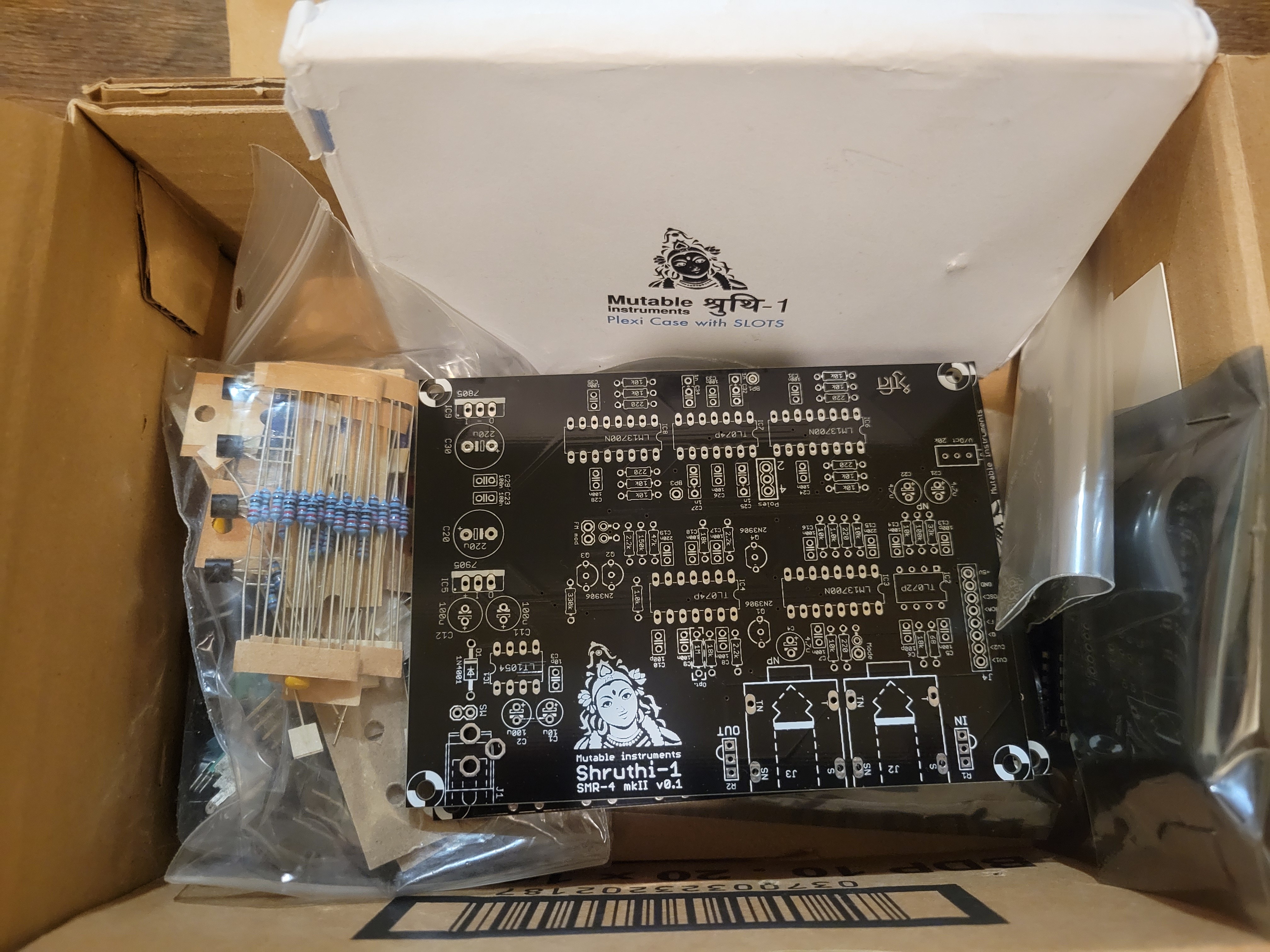 Kit DIY Mutable Instruments Shruthi-1 SMR4 mkII