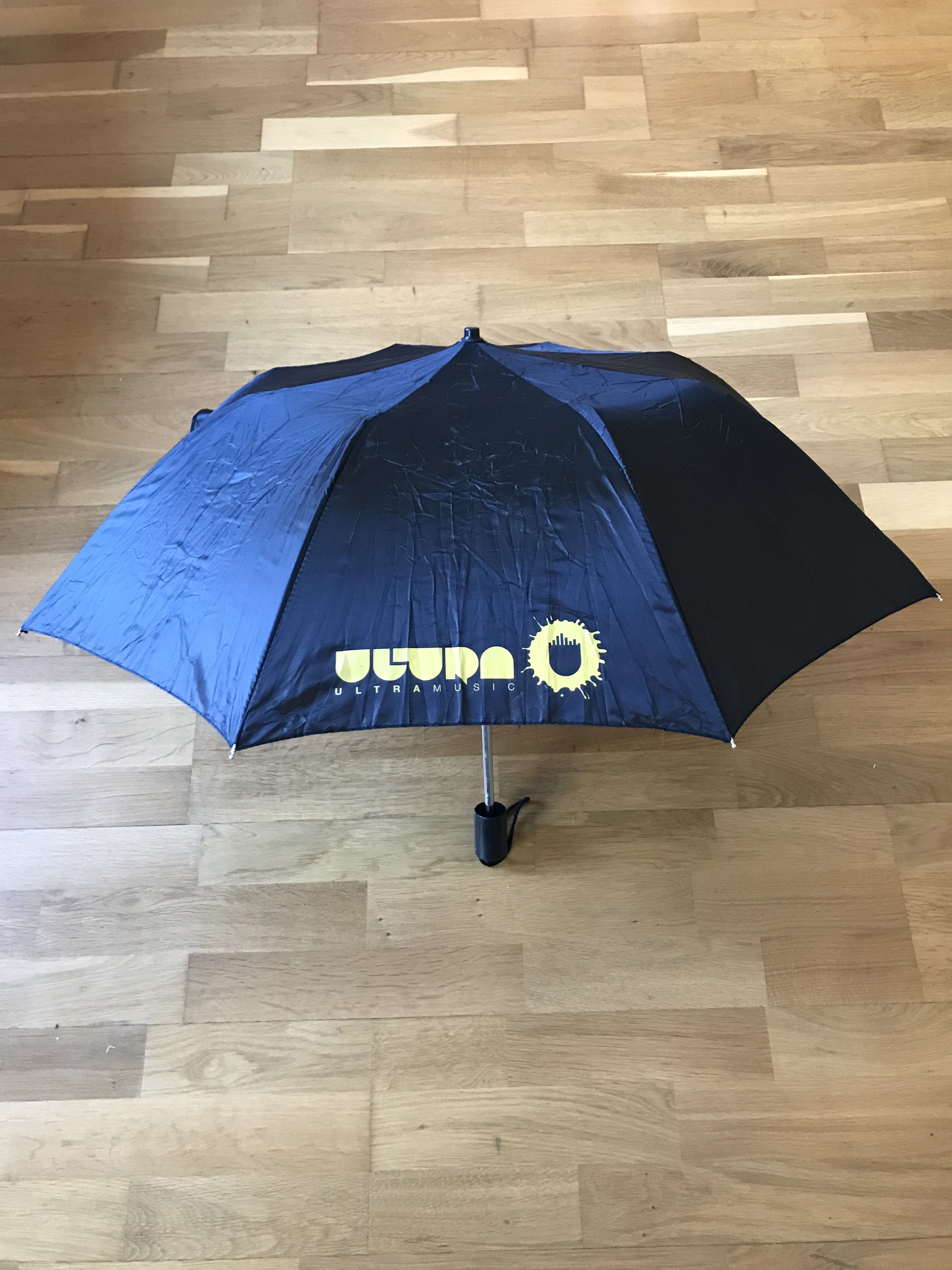 Parapluie pliant noir Ultra Music Festival