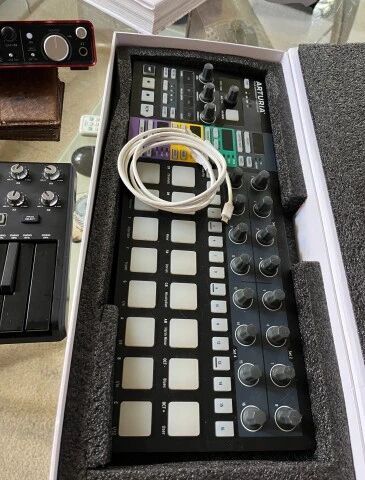 Vend BeatStep Pro Black - état nickel -