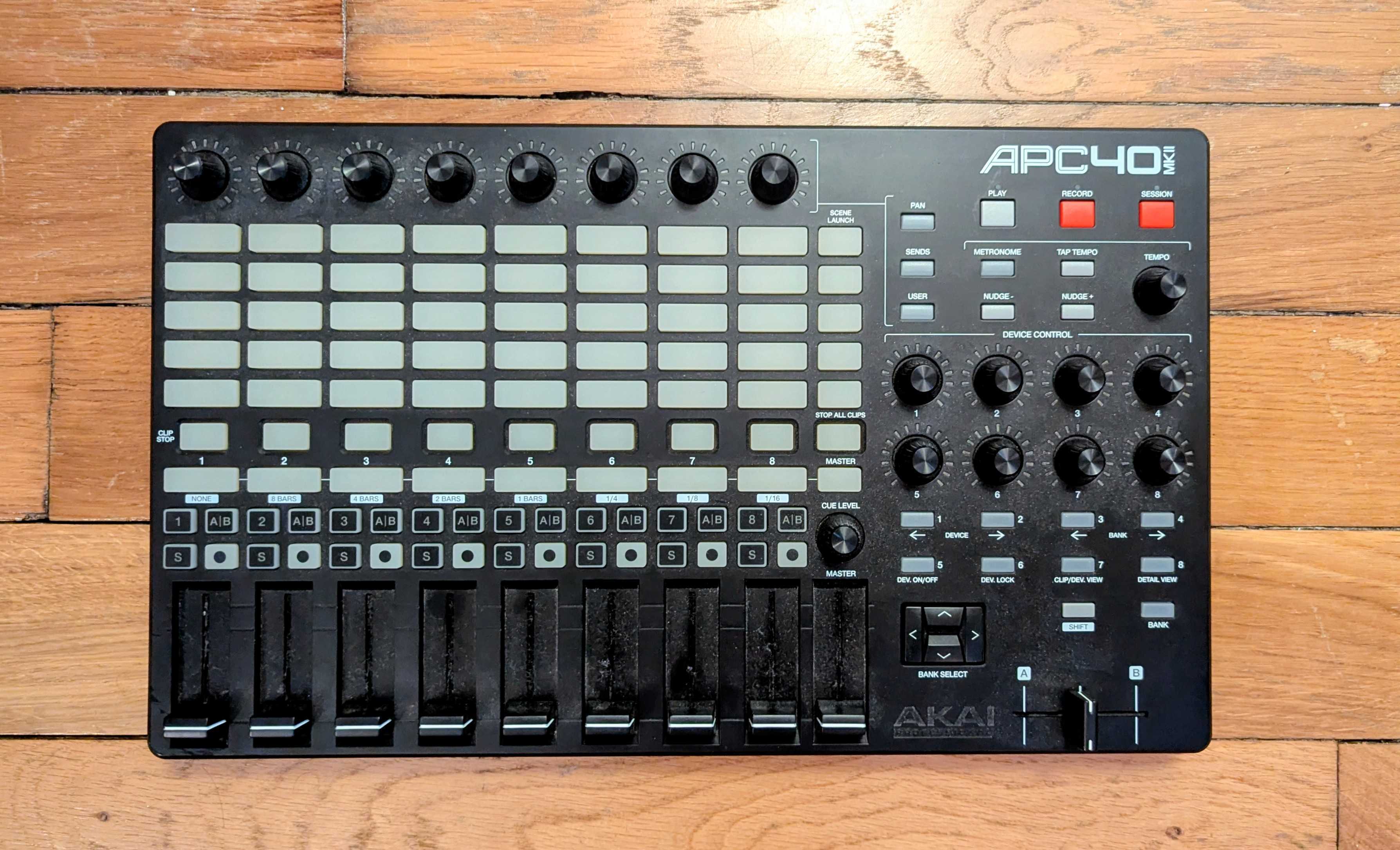 Vends APC 40 MK2