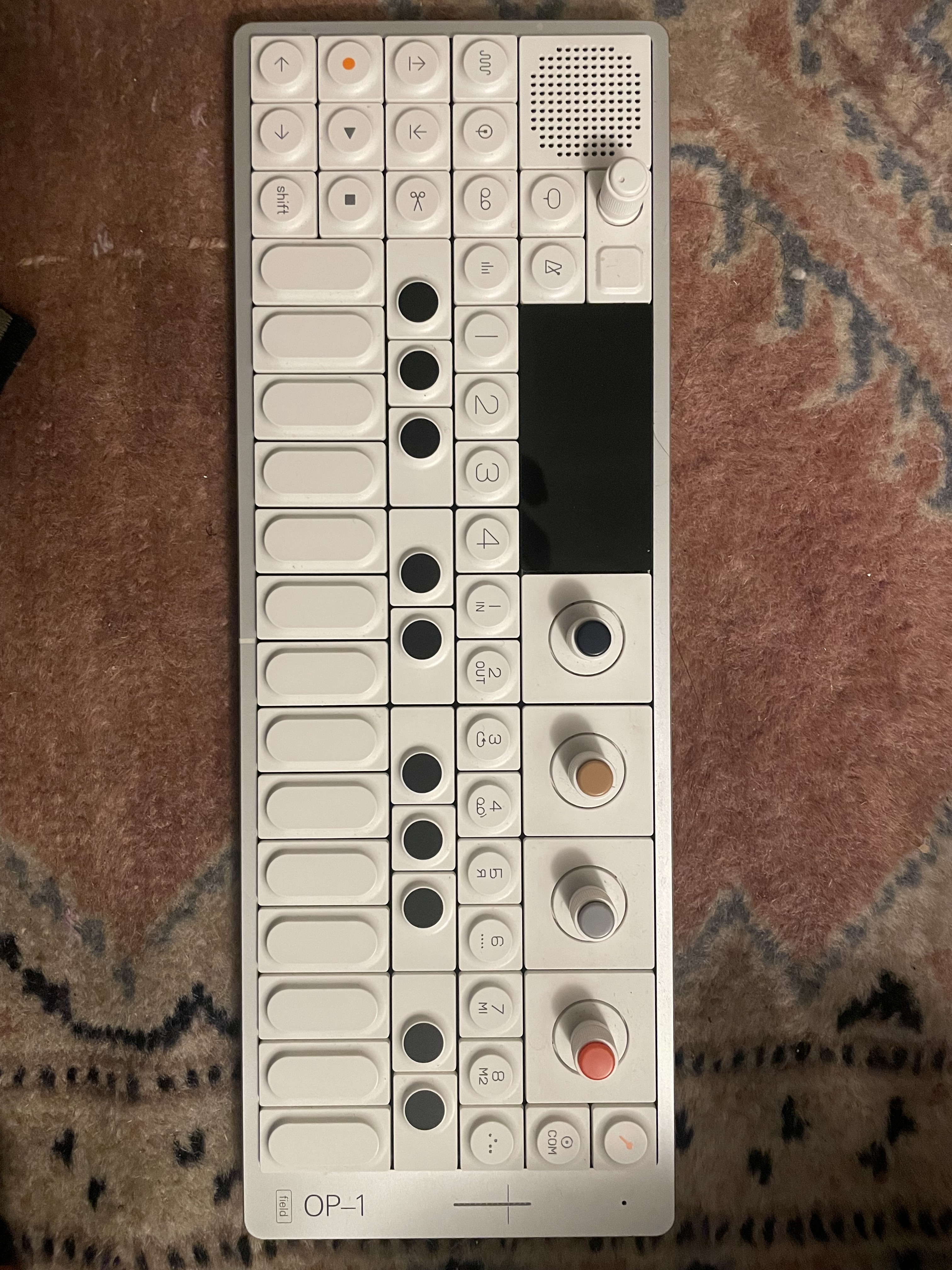 OP-1 Field Teenage Engineering 