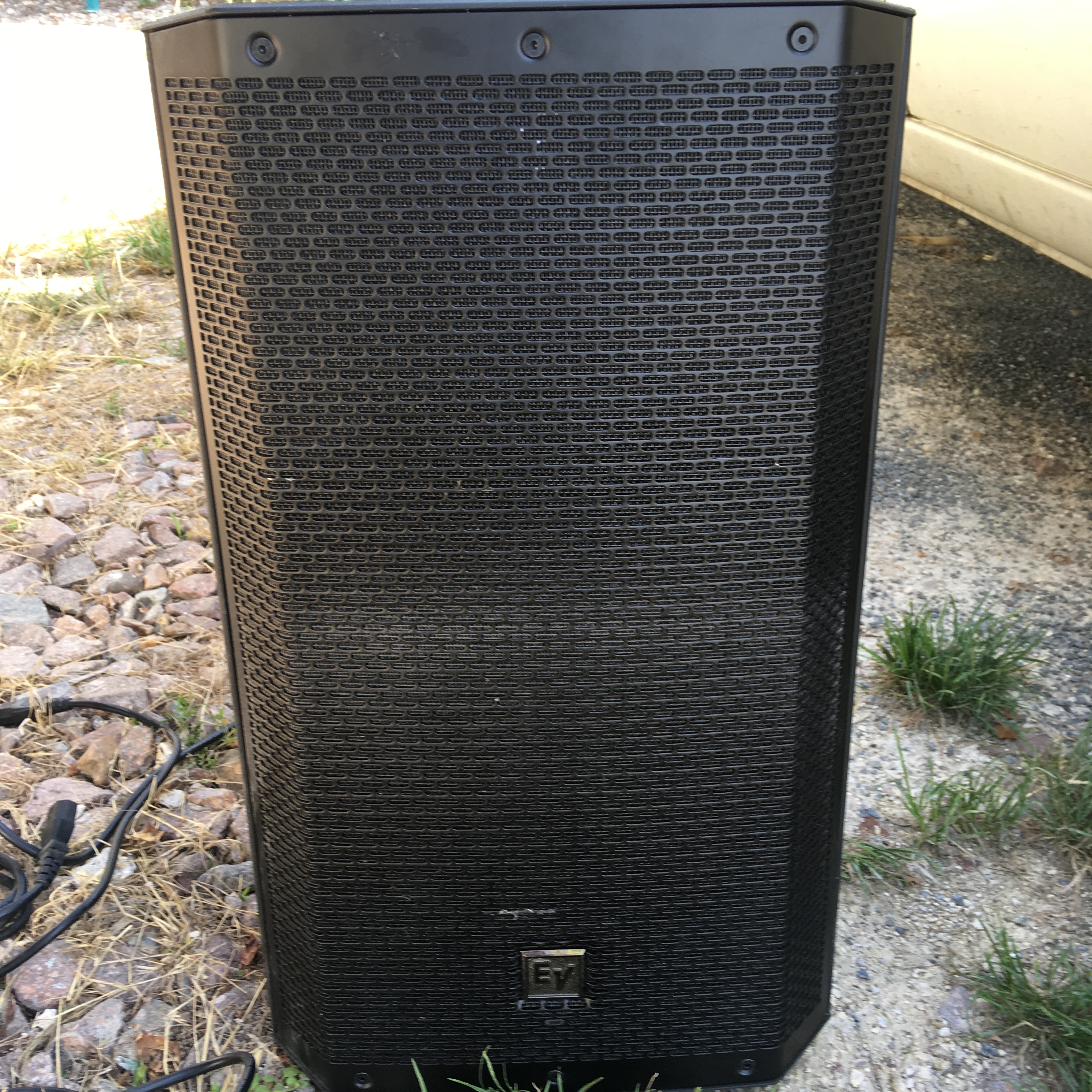 Vend enceinte ZLX 12 P Electro Voice