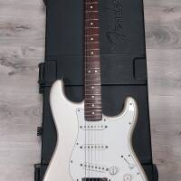 Vends Fender Stratocaster American Stanard 2008 - Near Mint - micros noiseless