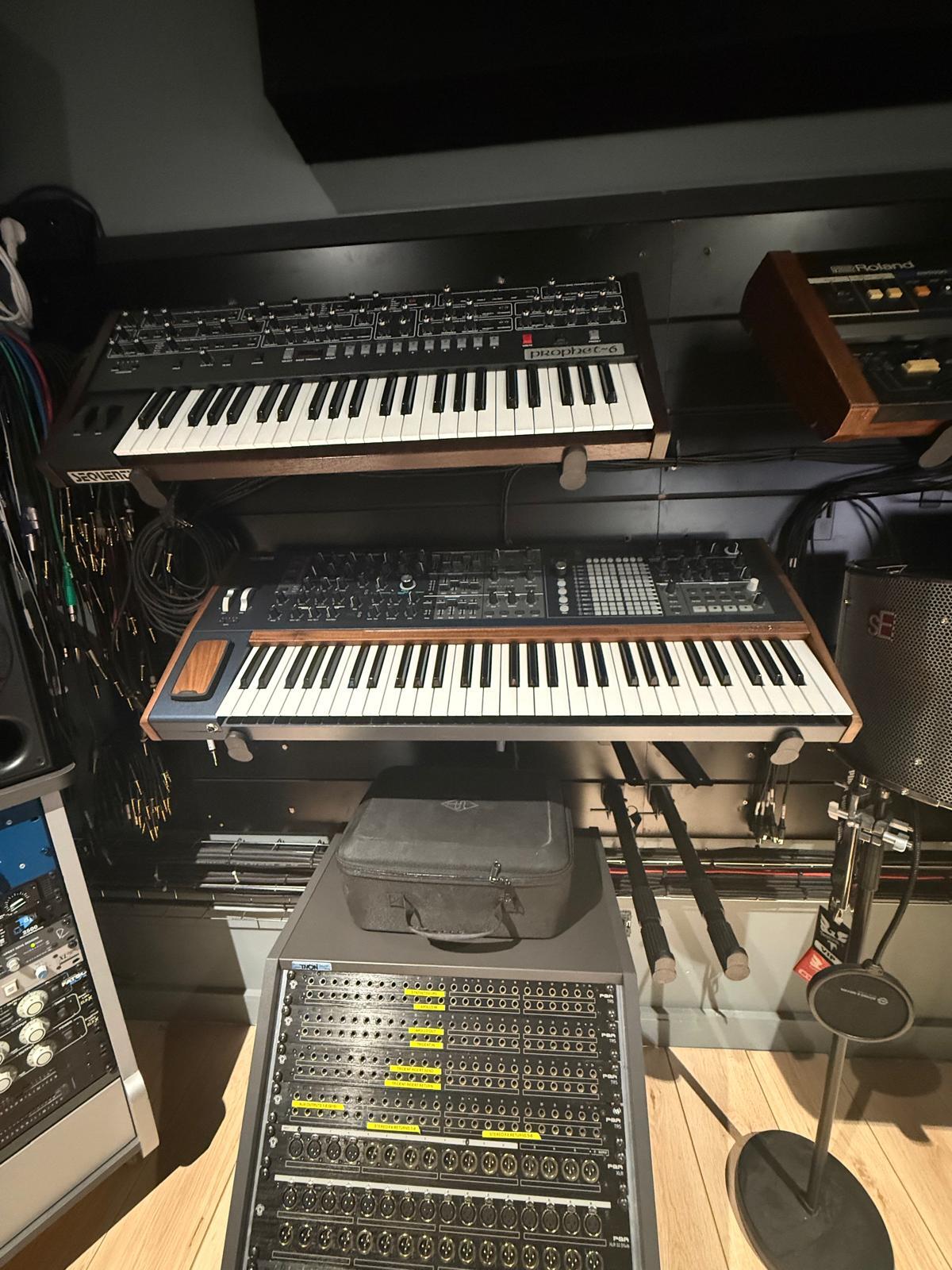 Polybrute Arturia utilisé en studio non fumeur 