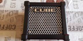 Roland Micro Cube GX