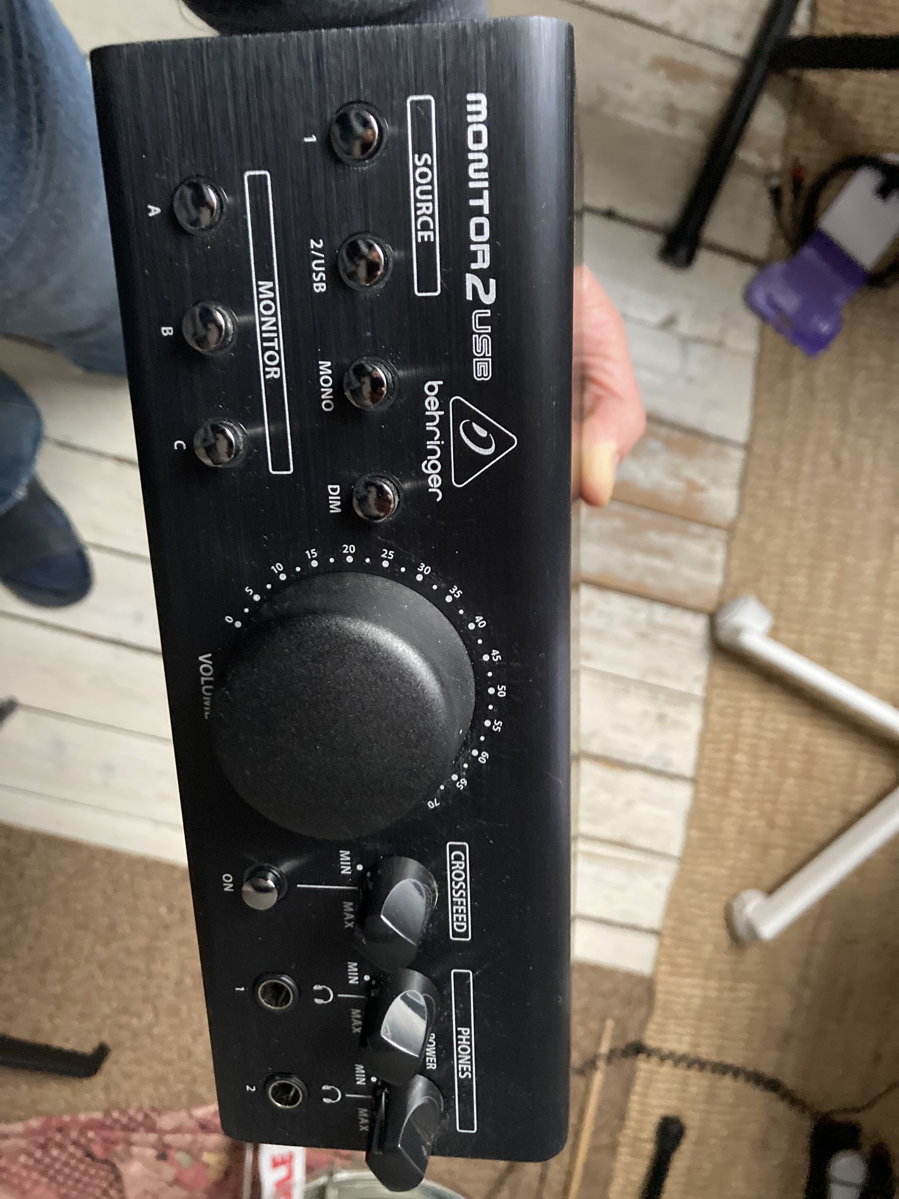 Vends Controleur monitoring et casque Behringer Monitor2USB