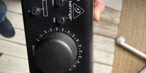 Vends Controleur monitoring et casque Behringer Monitor2USB
