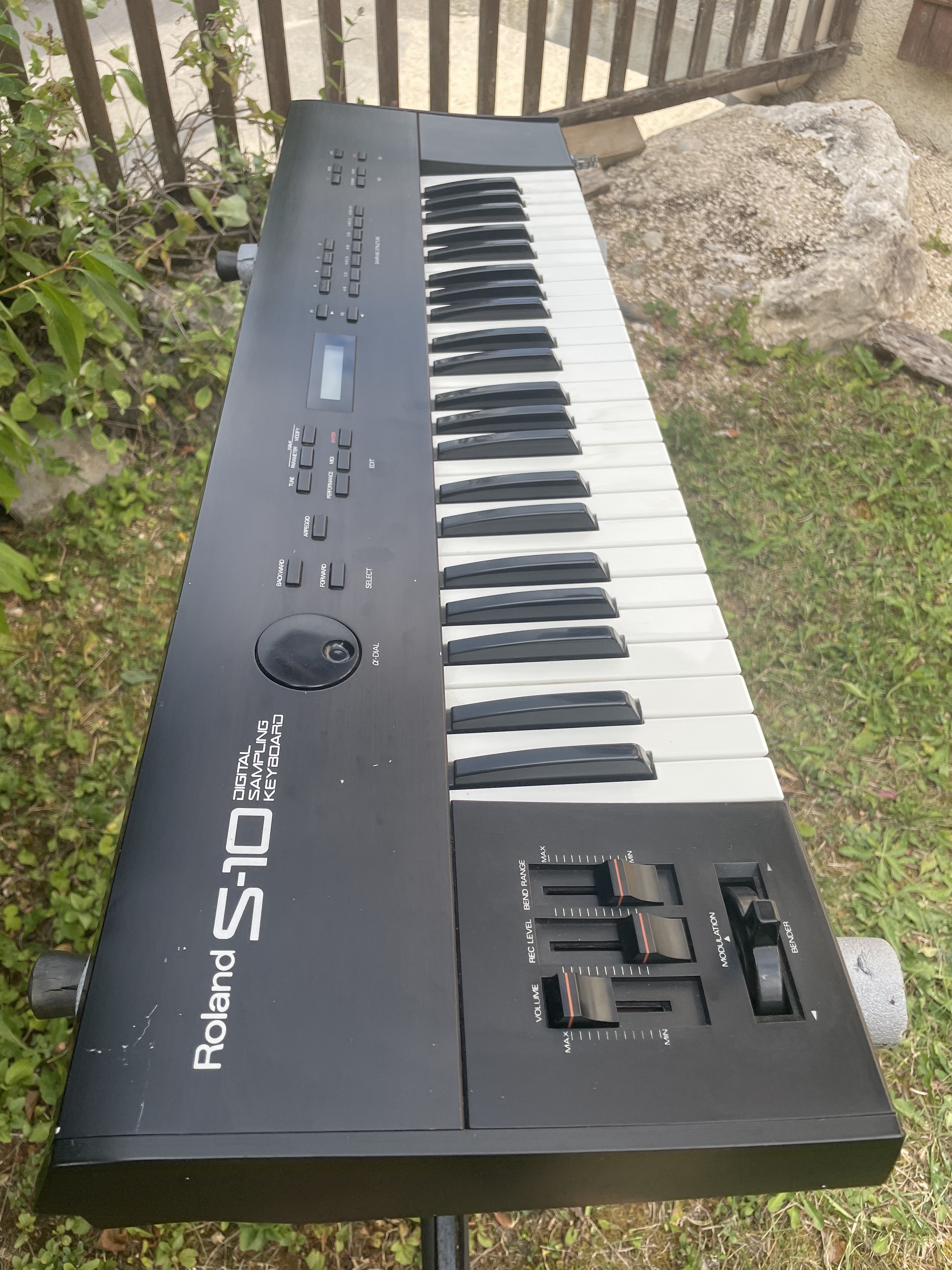 Roland S-10 (67220)