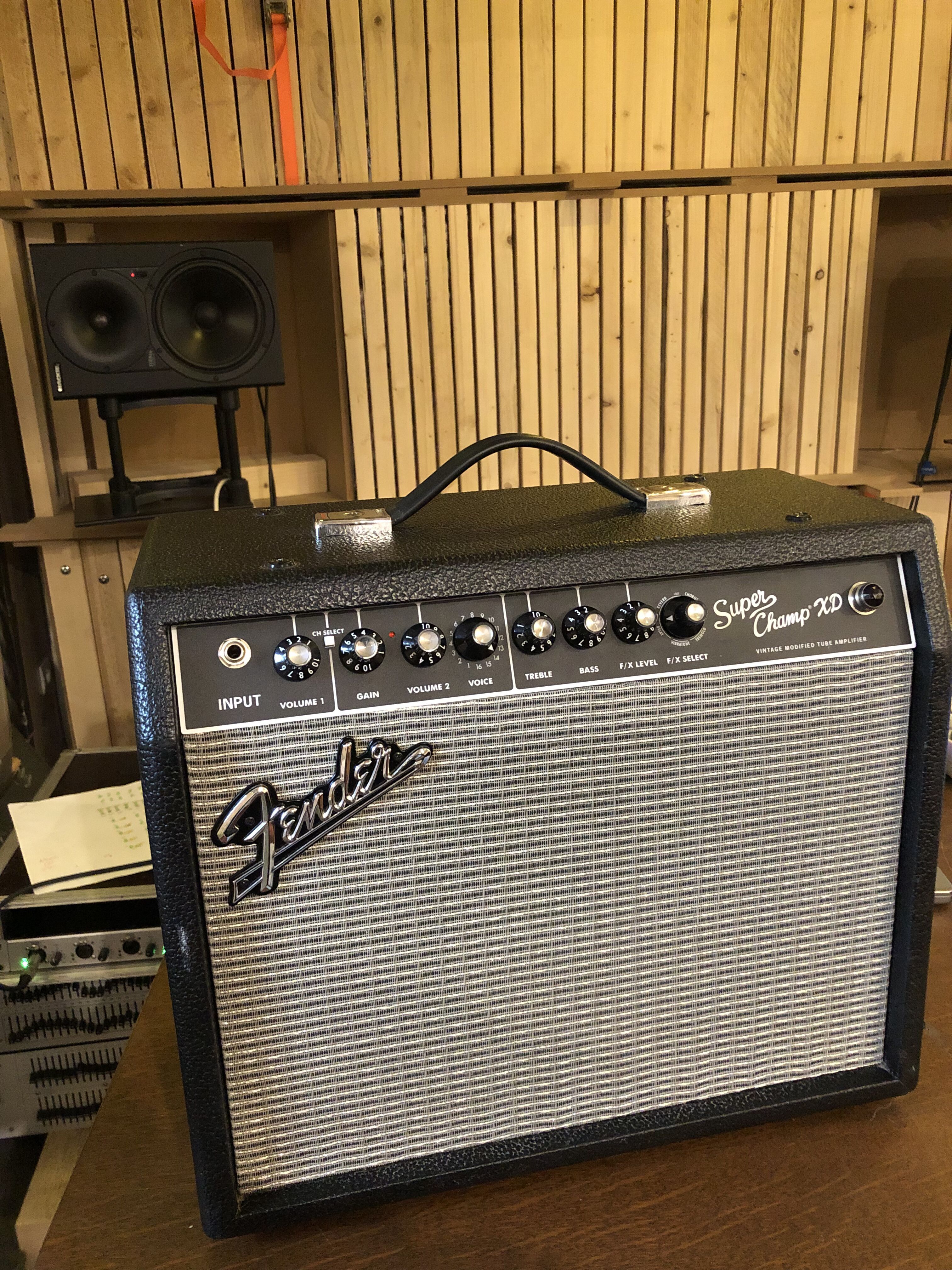 Vends Ampli Fender super champ XD