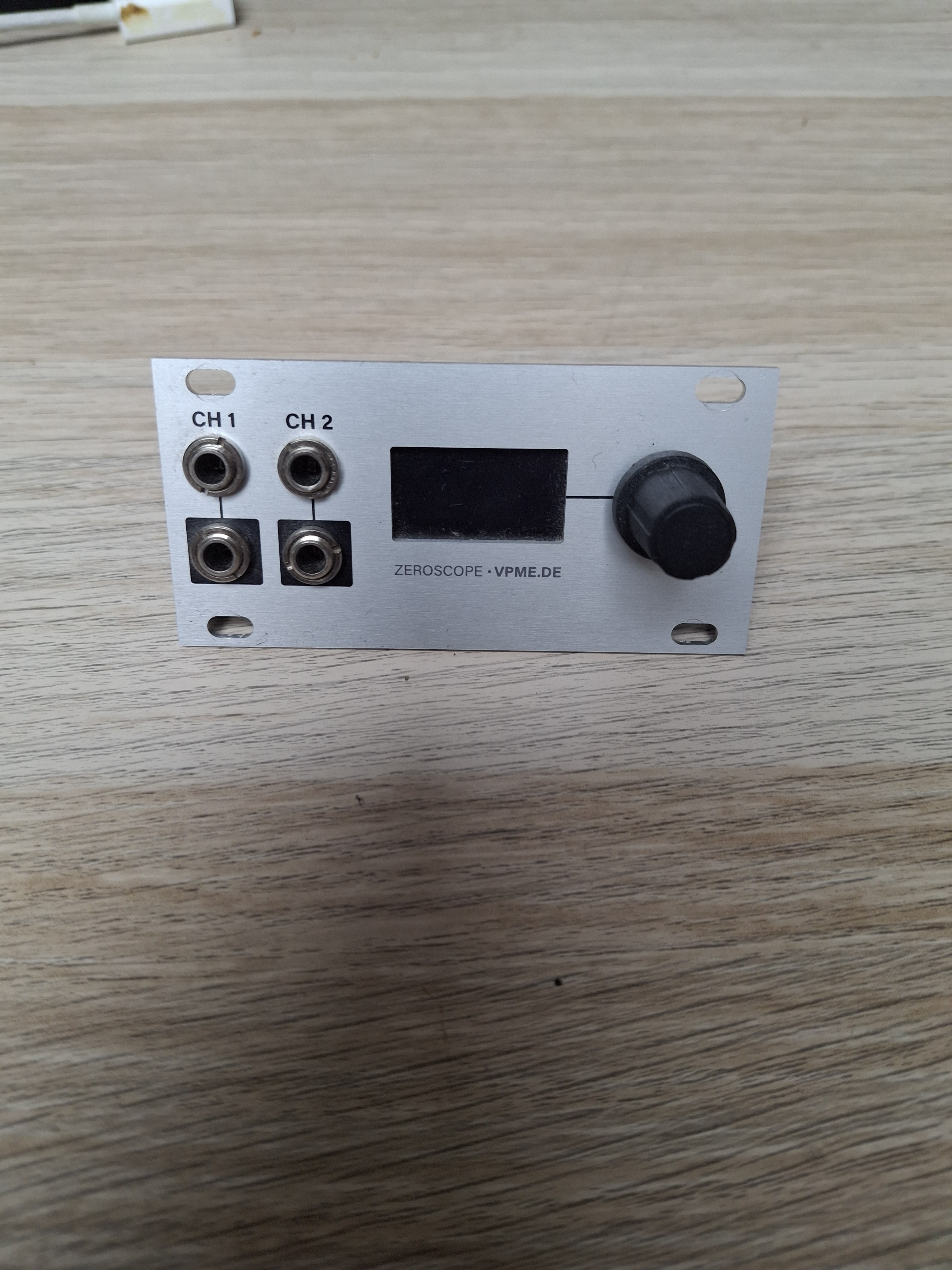 Vends zeroscope 1U comme neuf