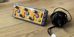 Electrix EQ Killer Isolator 3 bandes avec alimentation d'origine (Voltage 110V)