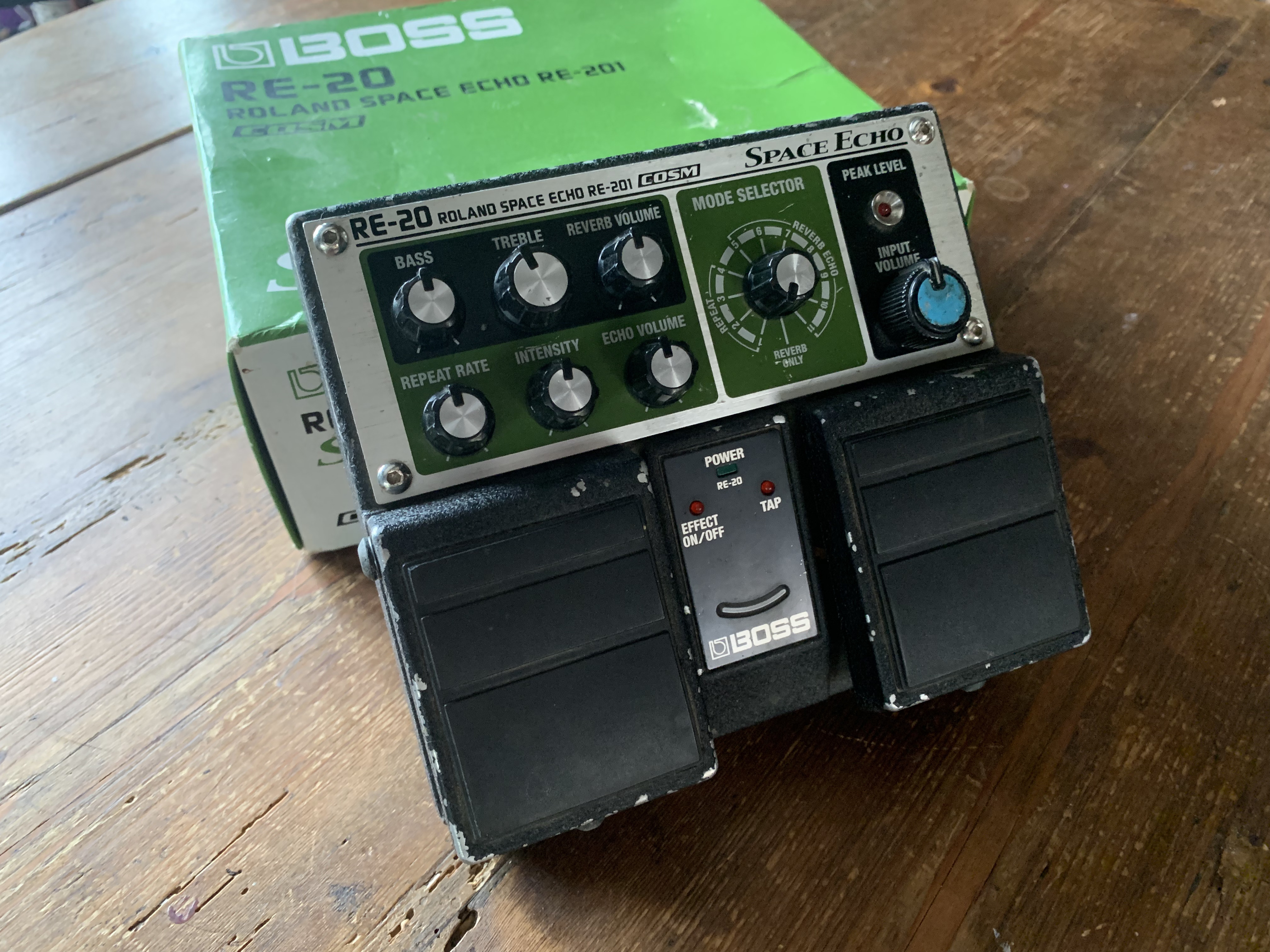 BOSS RE-20 Space Echo