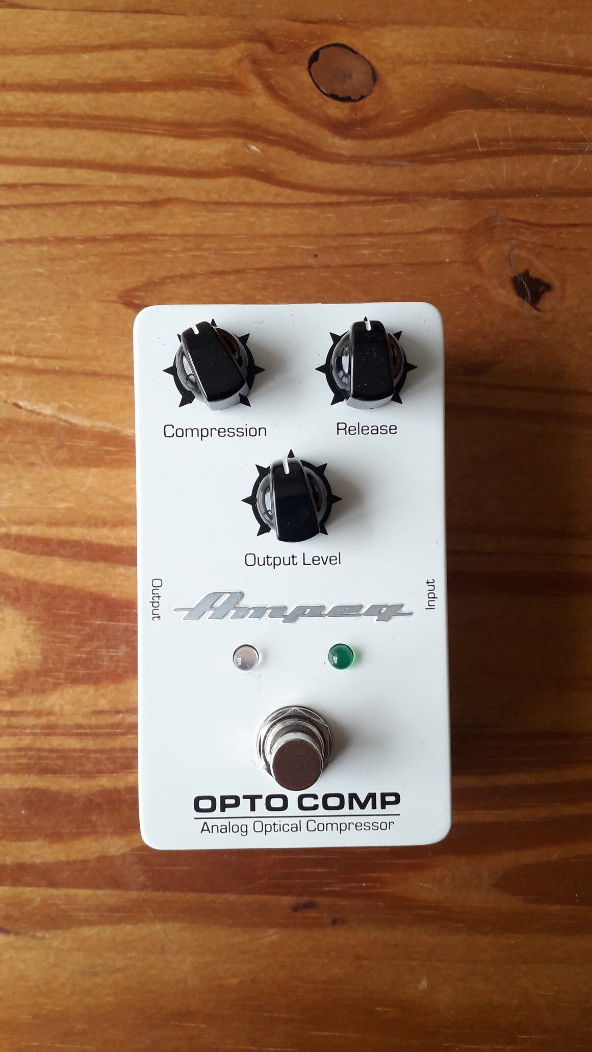 Pédale compresseur AMPEG OPTO COMP