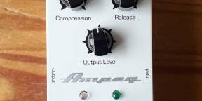 Pédale compresseur AMPEG OPTO COMP