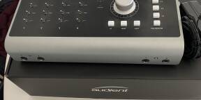 Vends carte son audient id44 état irréprochable