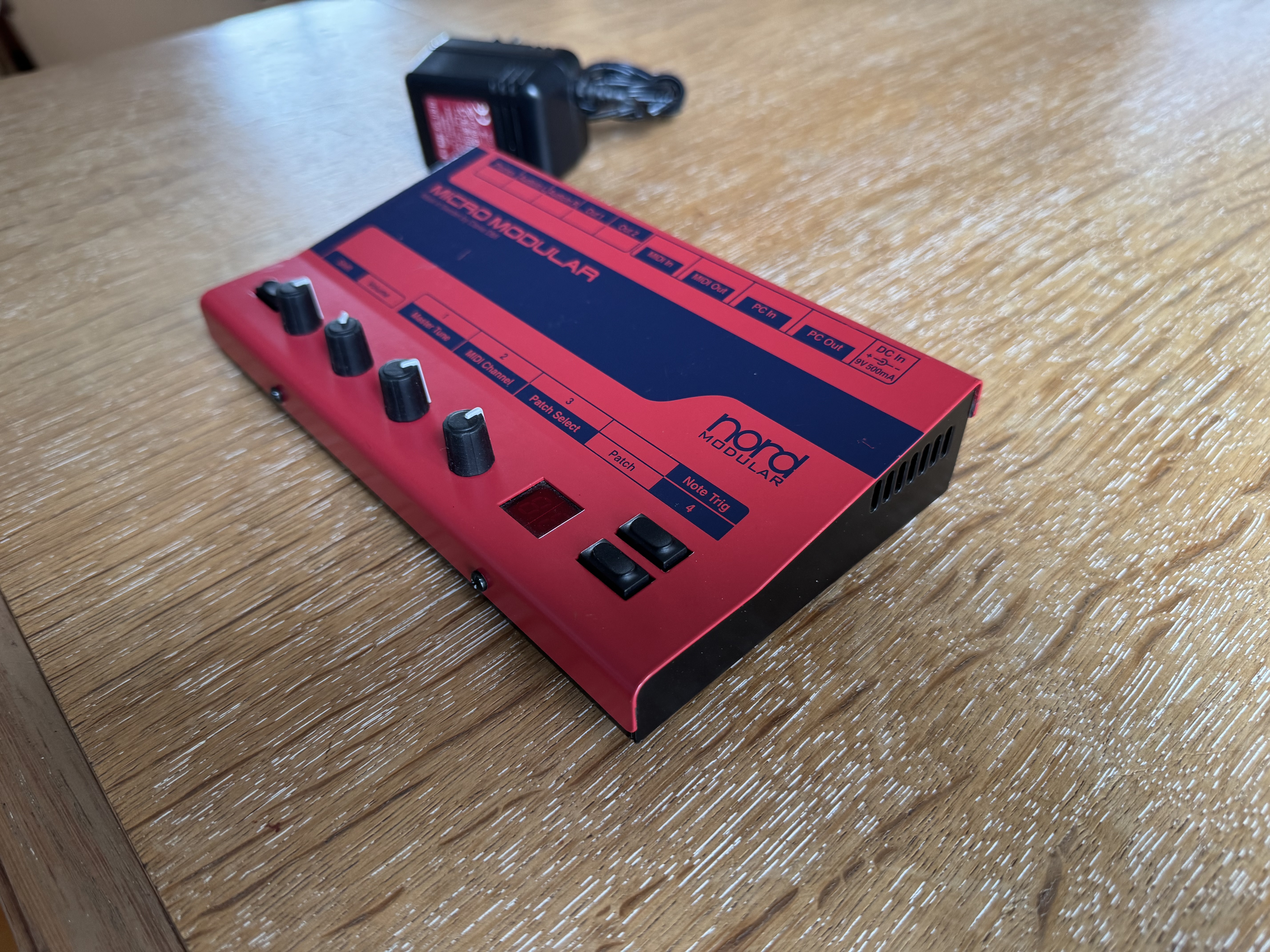 A VENDRE  Clavia Micro Modular