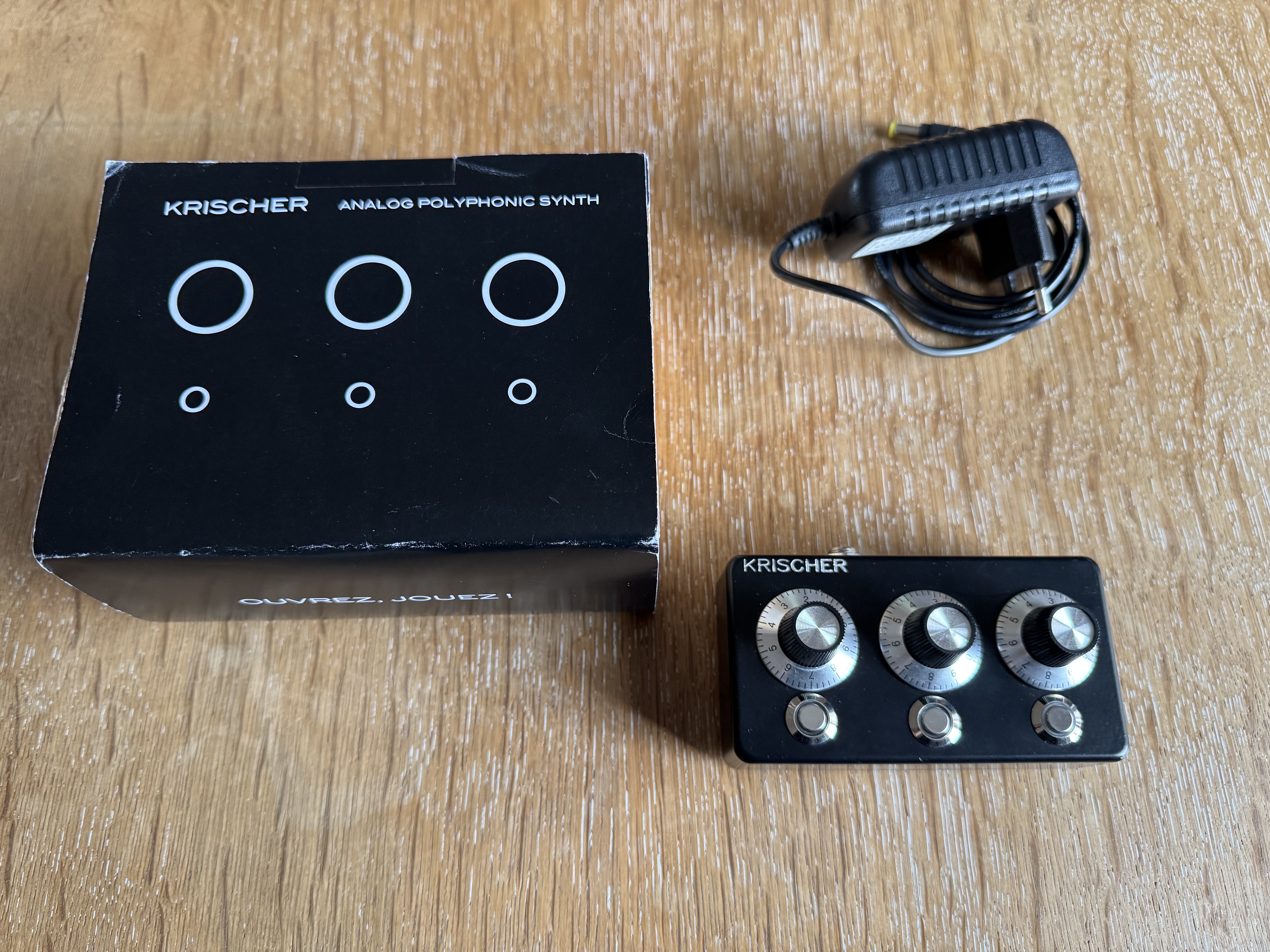 A VENDRE Krischer Analog polyphonic synth